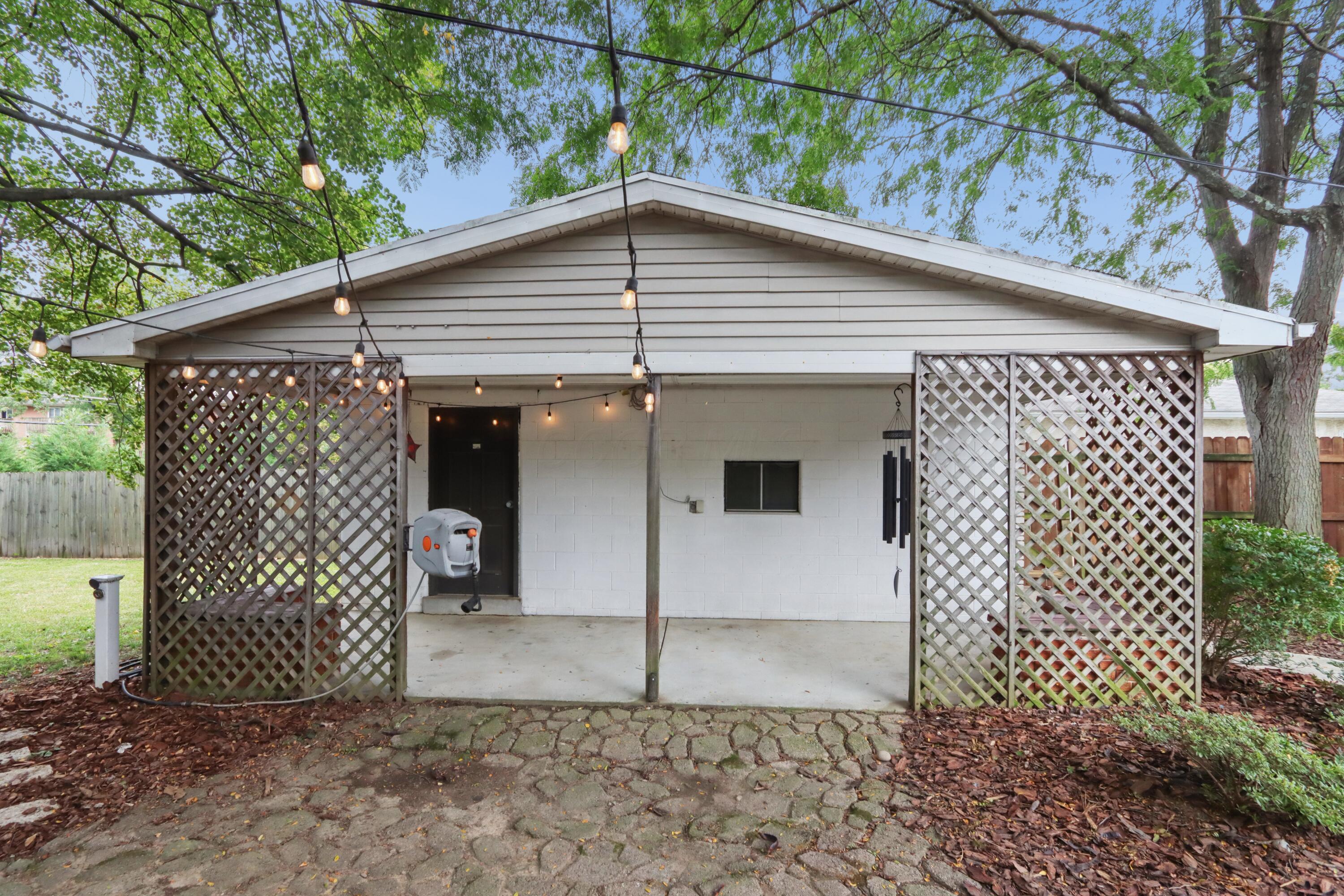 5748 N Meadows Boulevard Property Photo 28