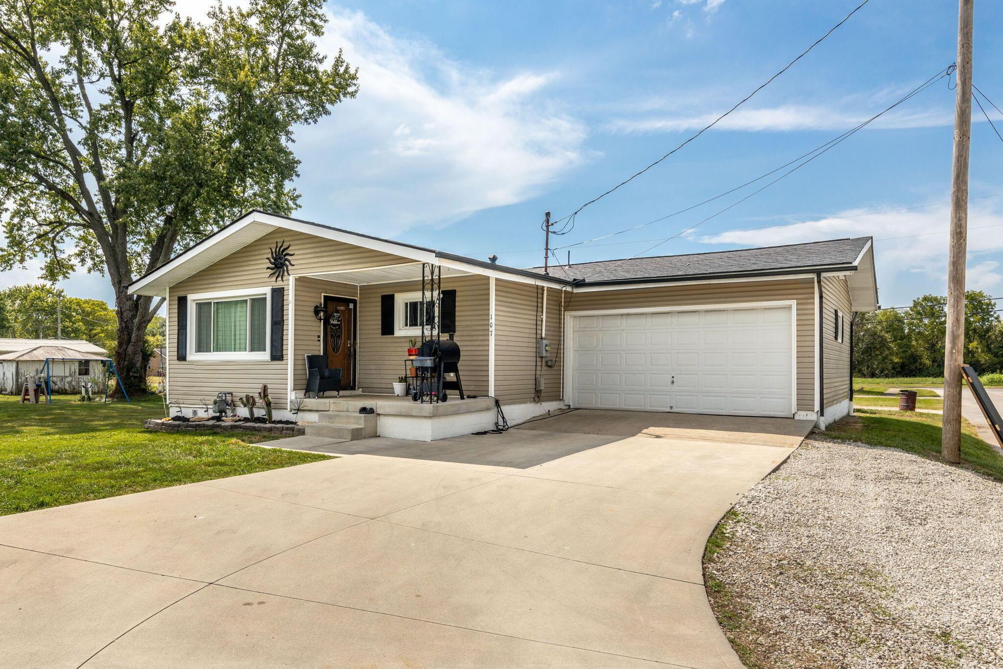 107 Jefferson Avenue Property Photo 1