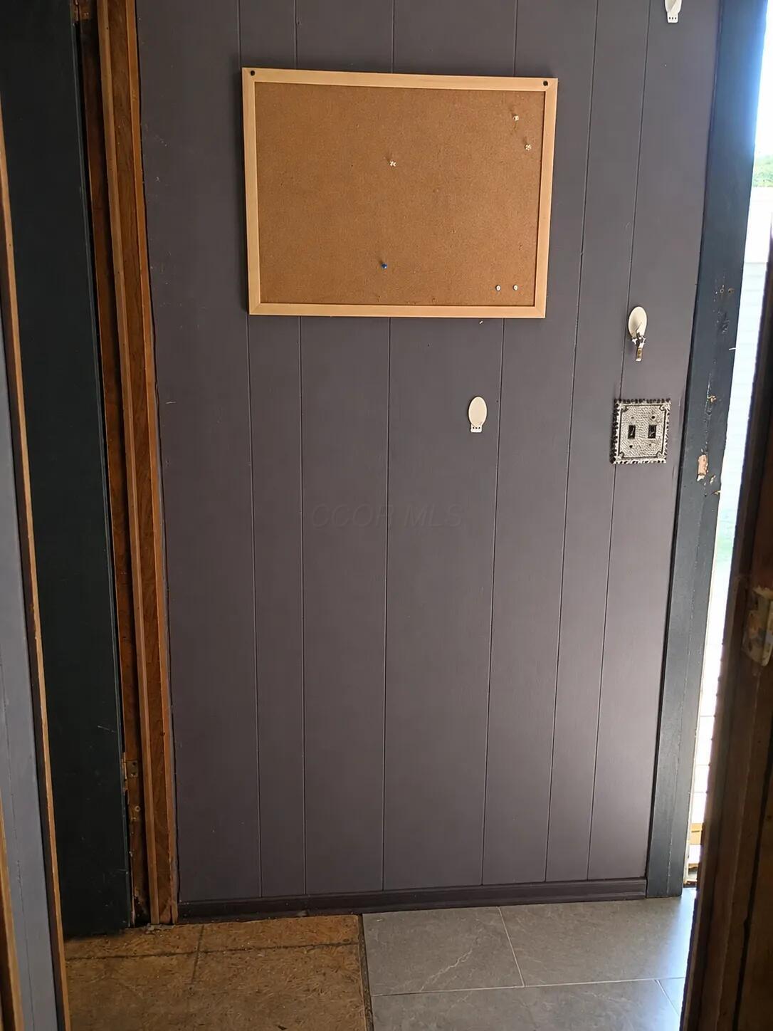 226033257 Property Photo 12