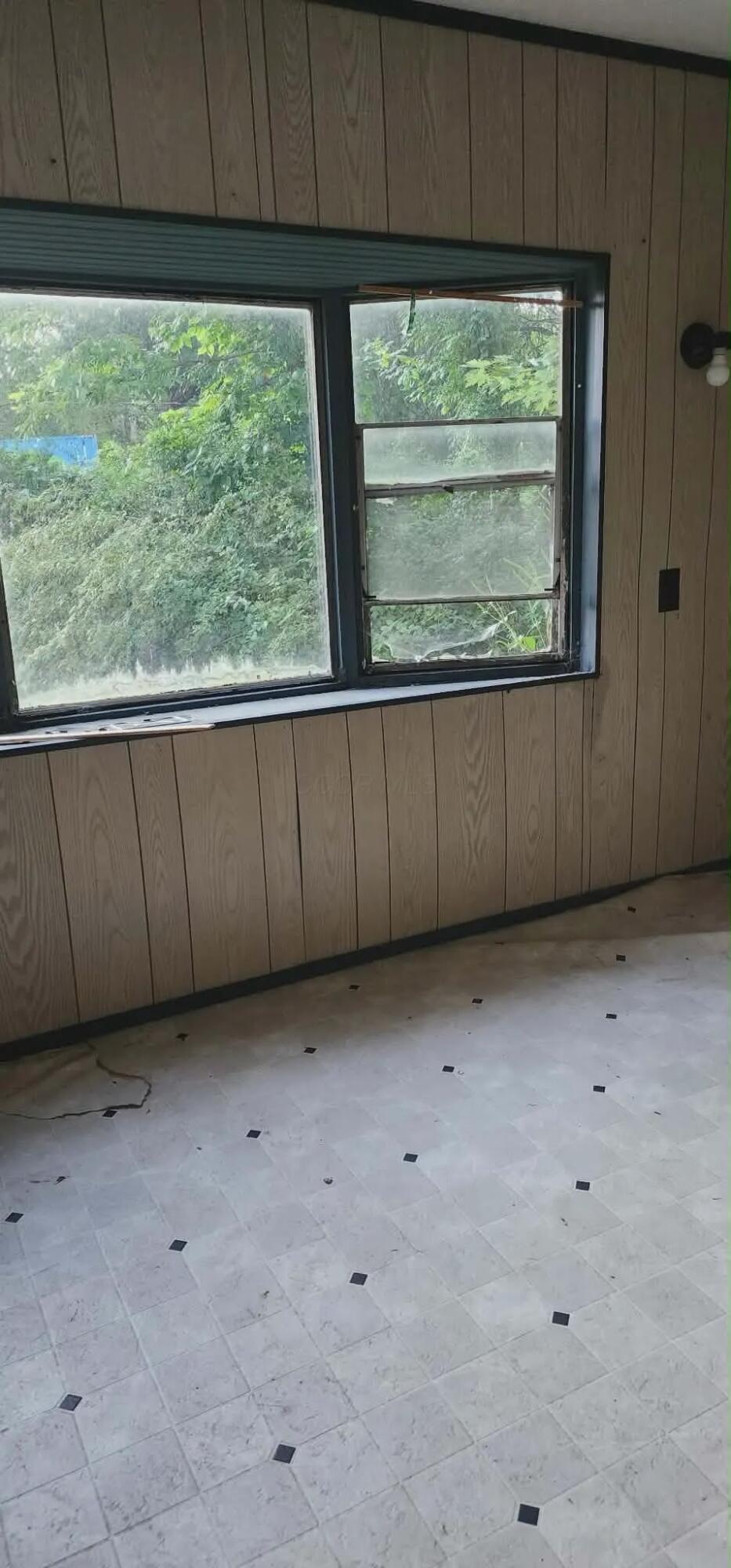 226033257 Property Photo 17
