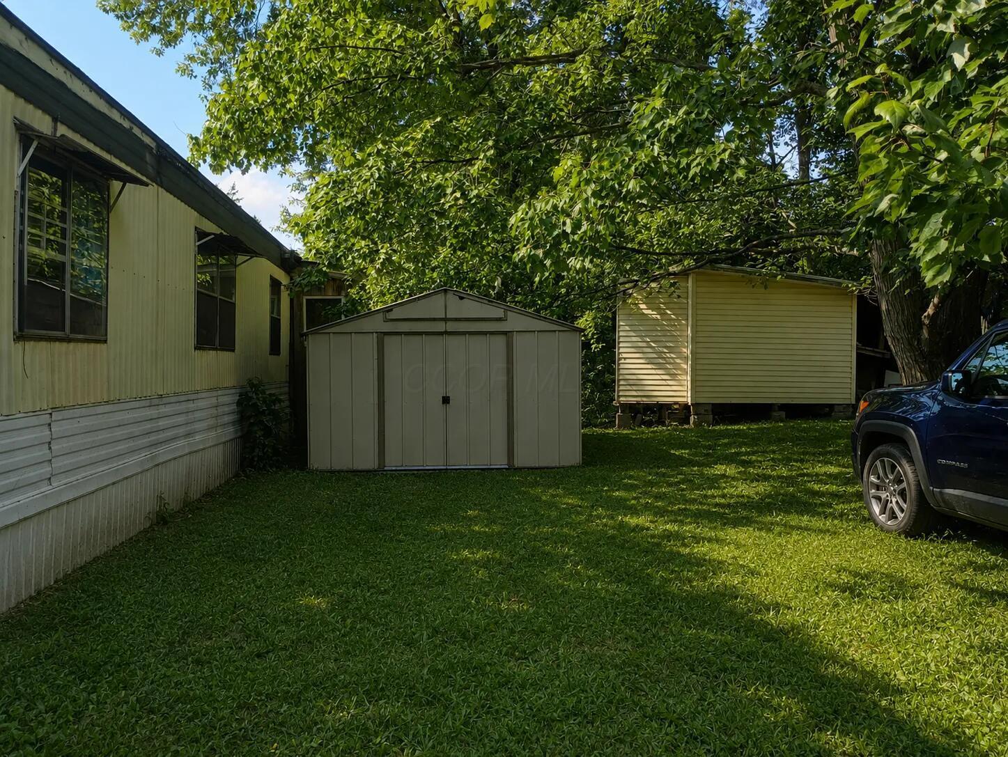 226033257 Property Photo 21