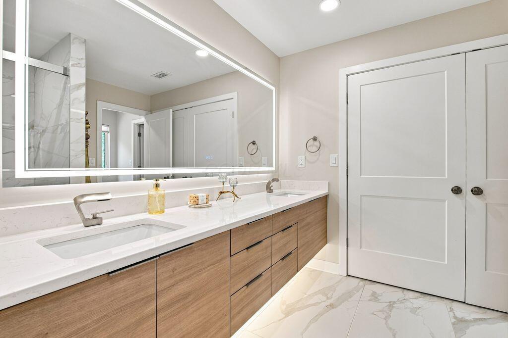 8671 Dunsinane Drive Property Photo 42