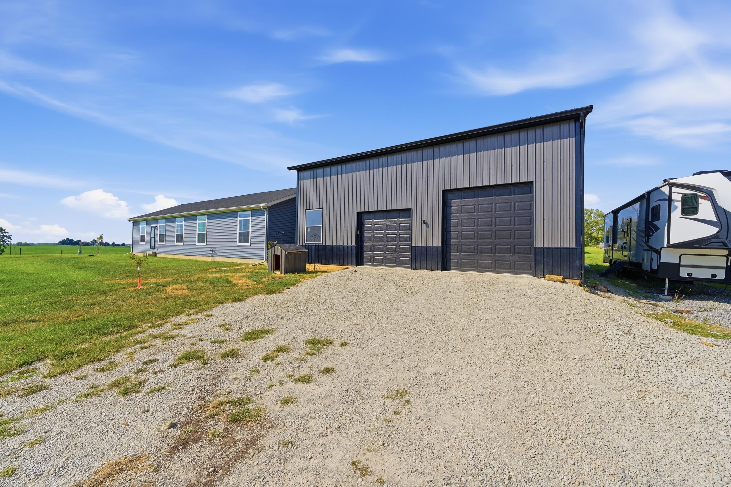 11144 Dingess Road Property Photo 3