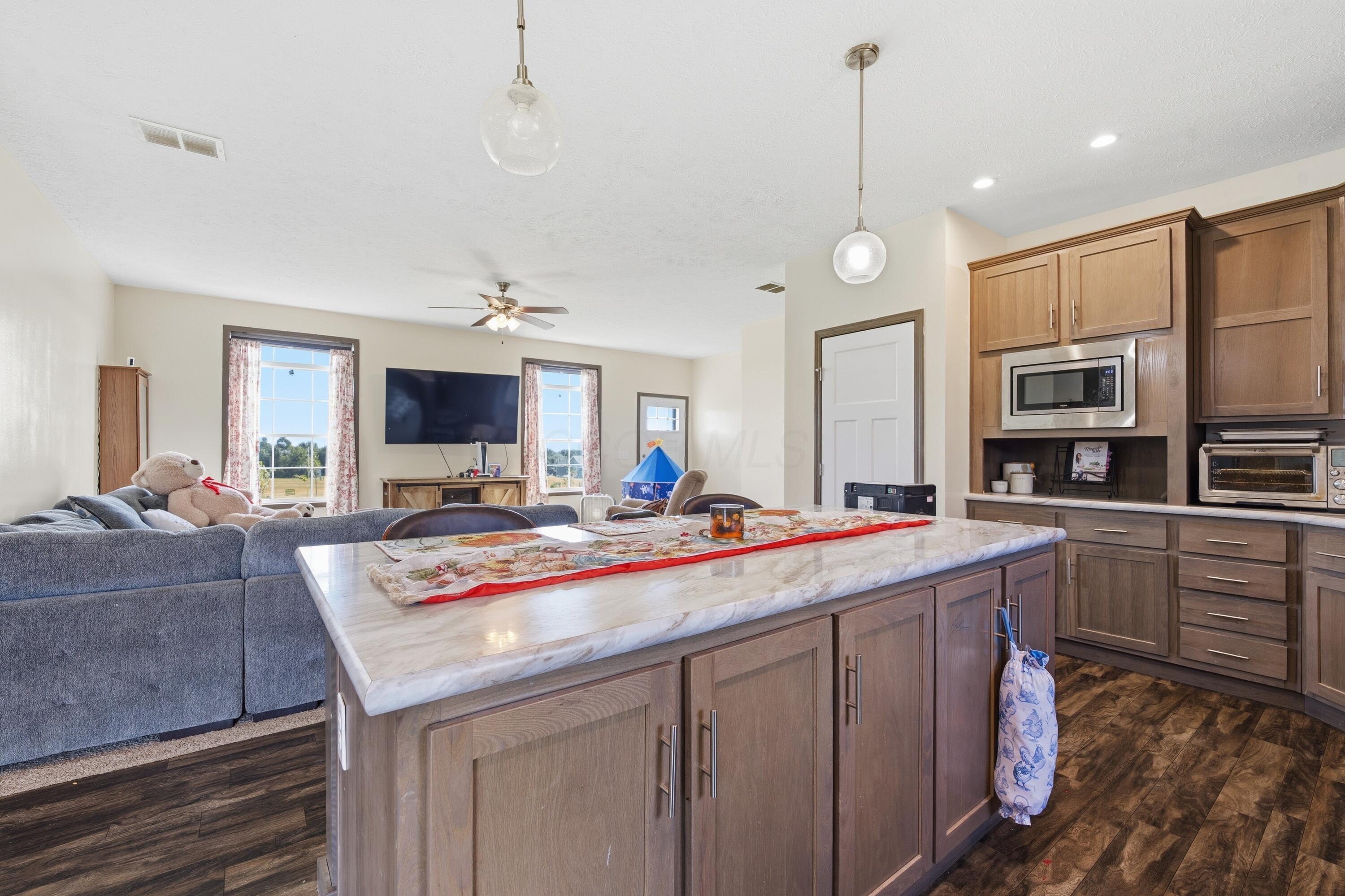 11144 Dingess Road Property Photo 8