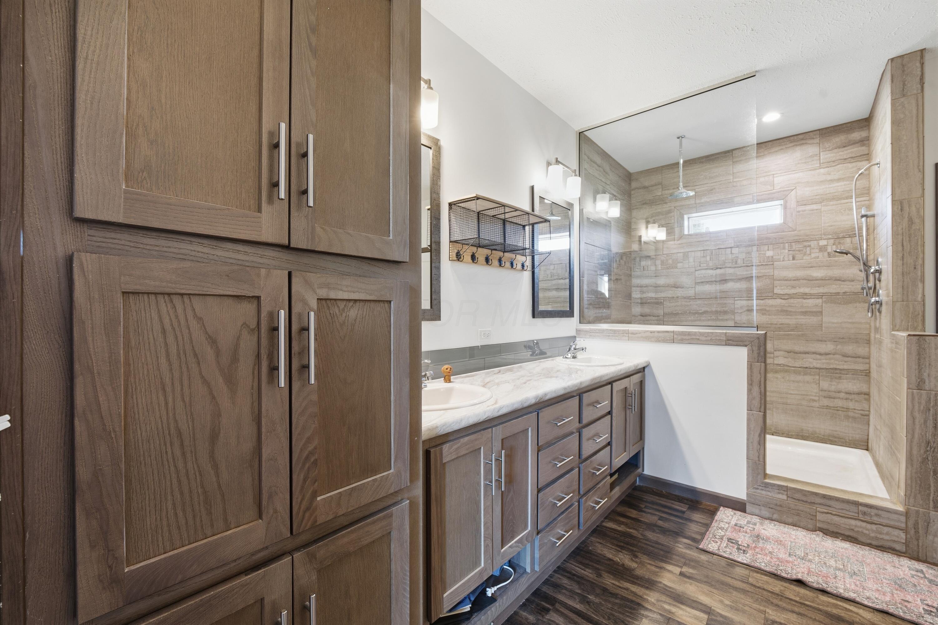 11144 Dingess Road Property Photo 18