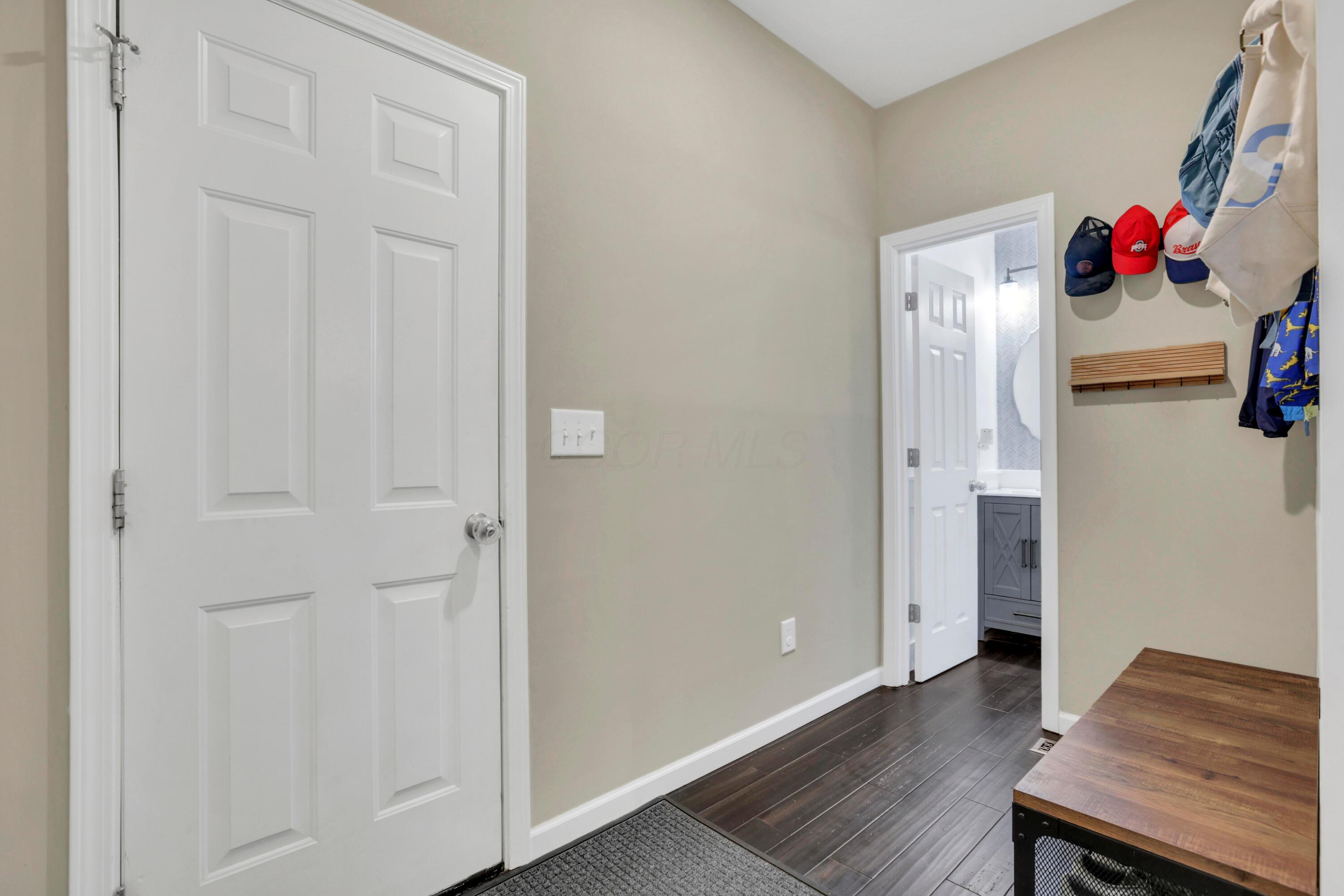 208 Delaware Drive Property Photo 23