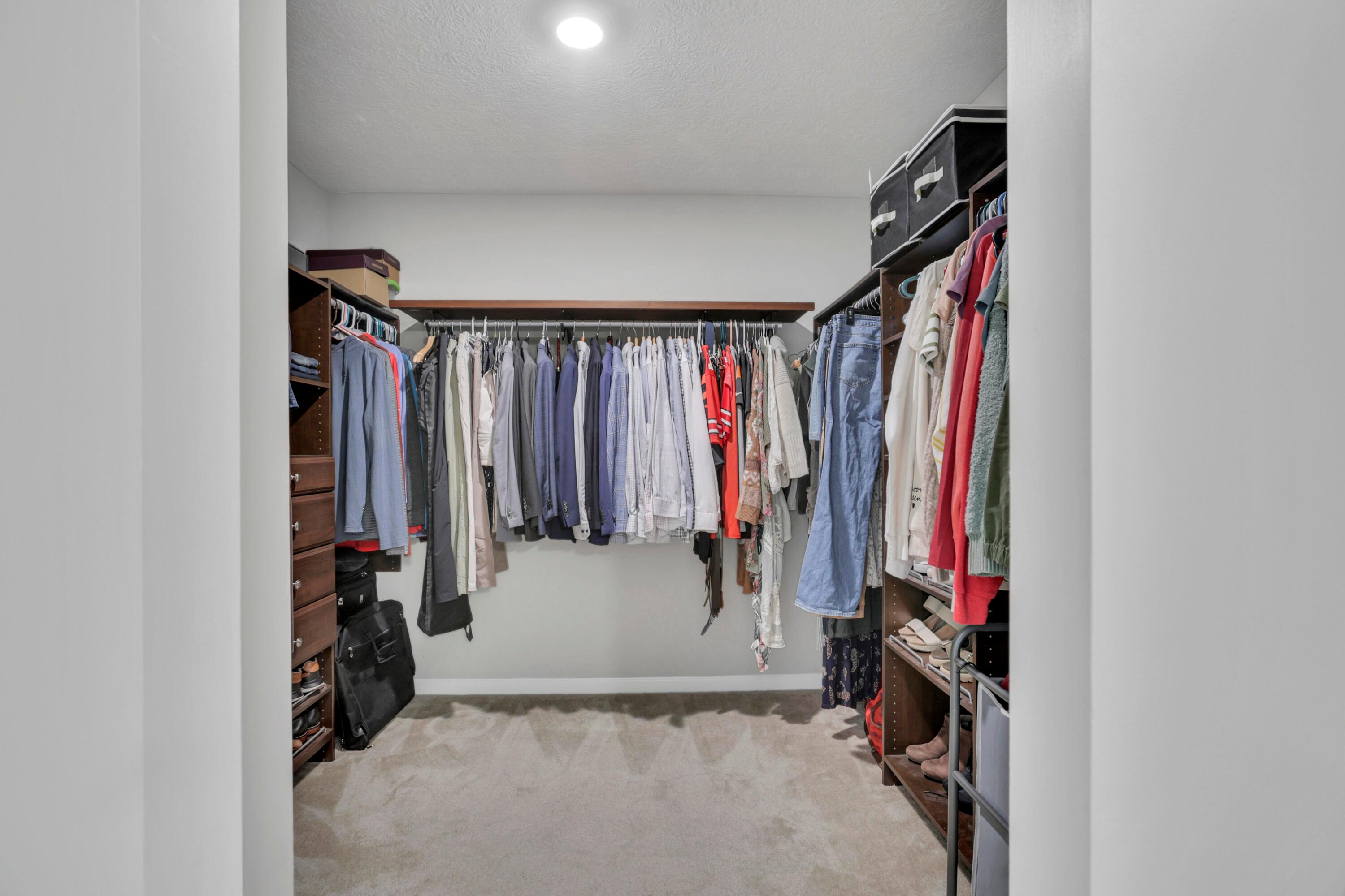208 Delaware Drive Property Photo 36
