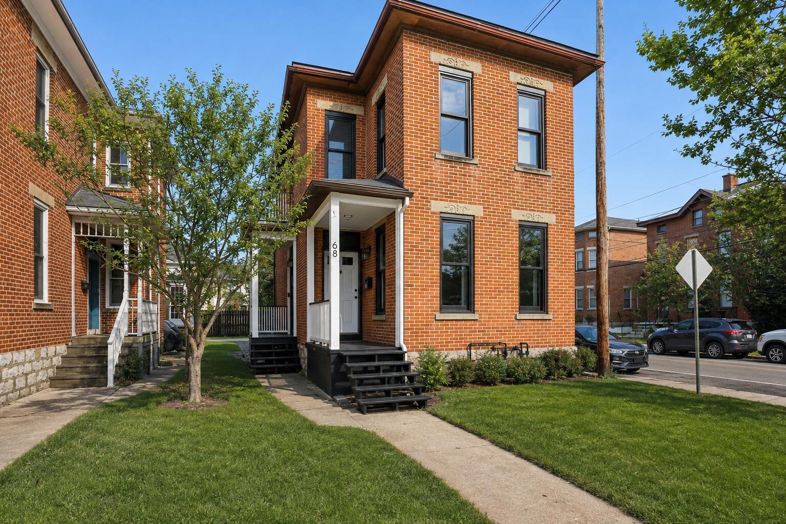 68-70 E Hubbard Avenue Property Photo 1