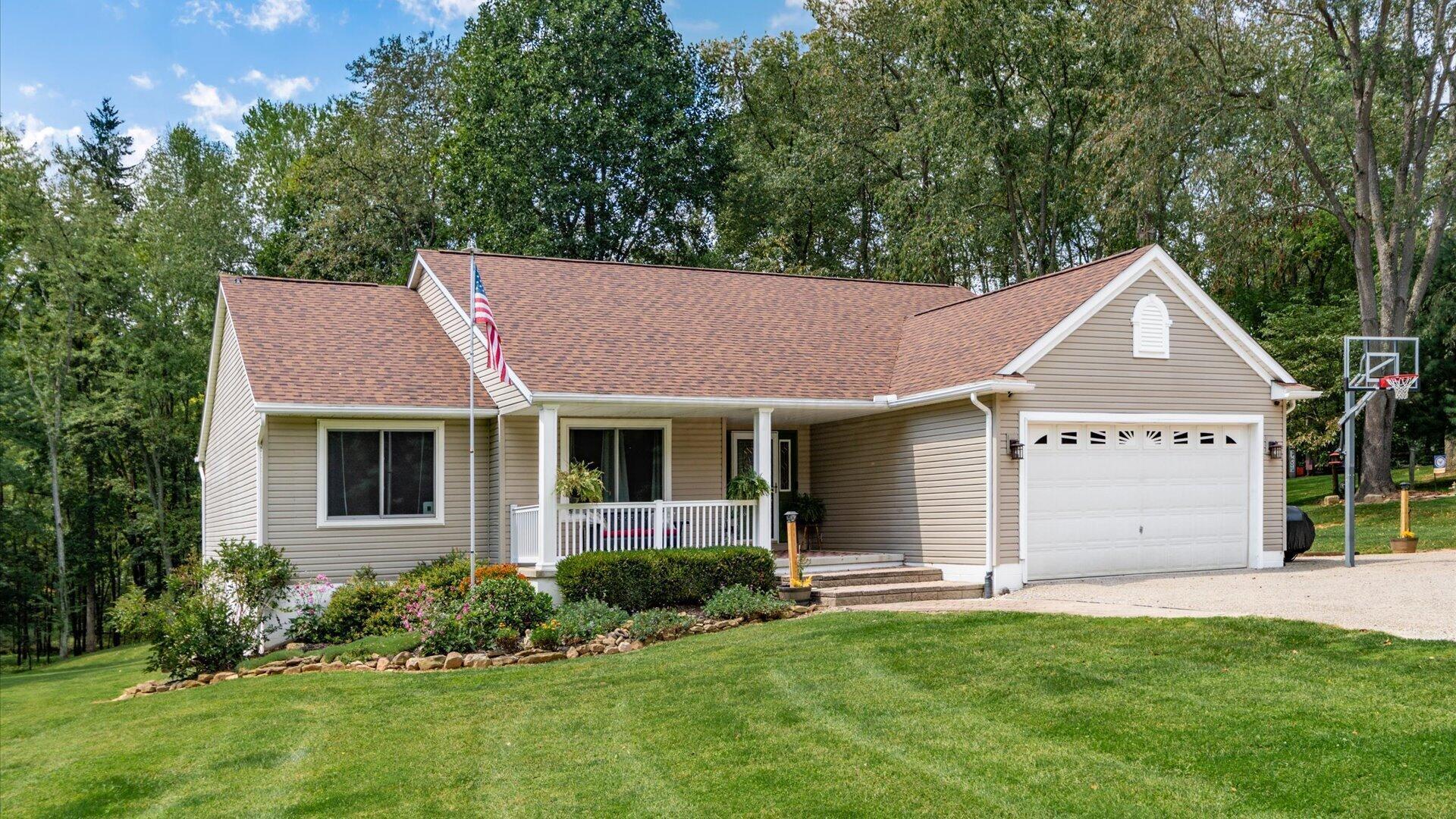 9304 Poplar Fork Road Se Property Photo 1