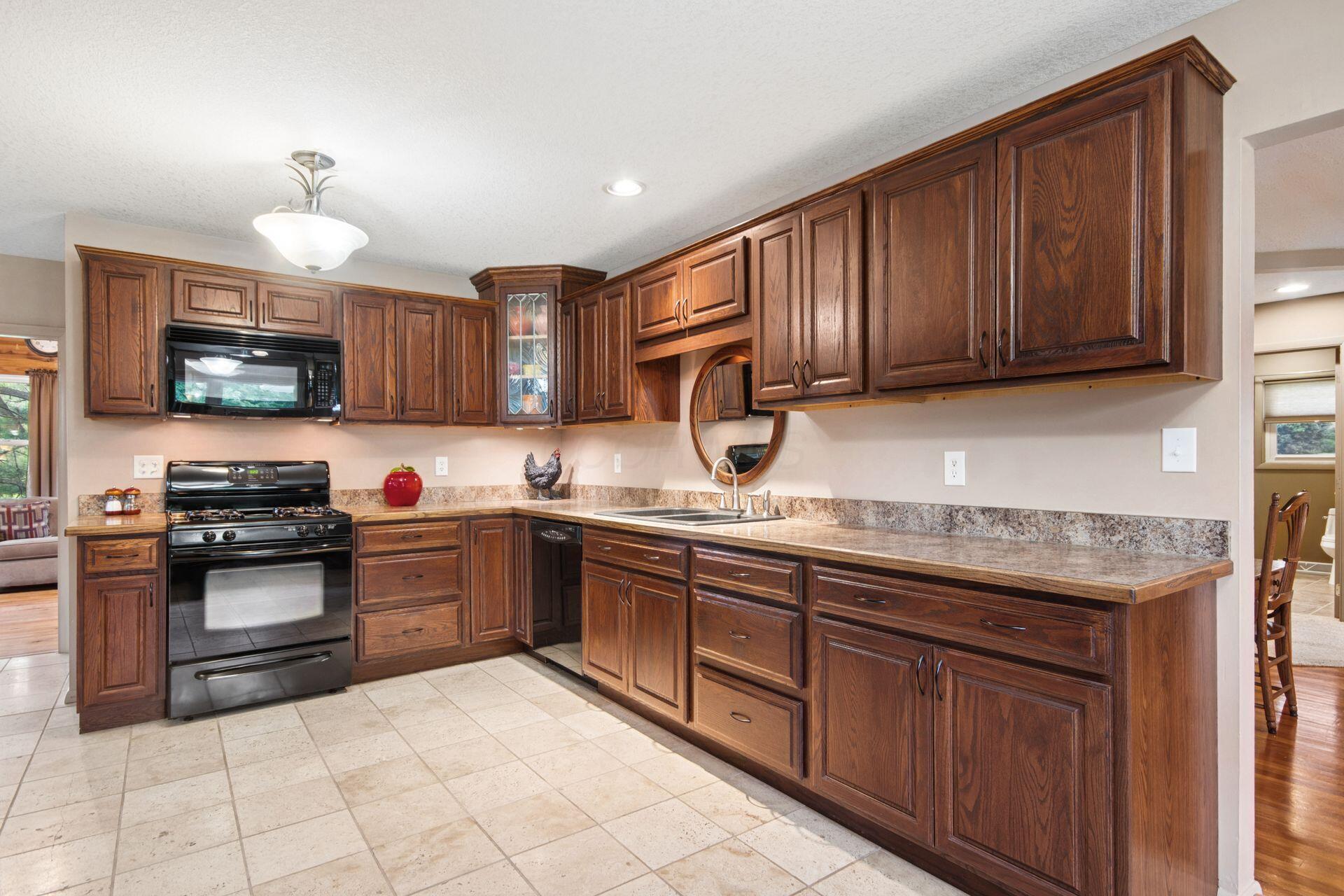 193 Caroline Drive Property Photo 8