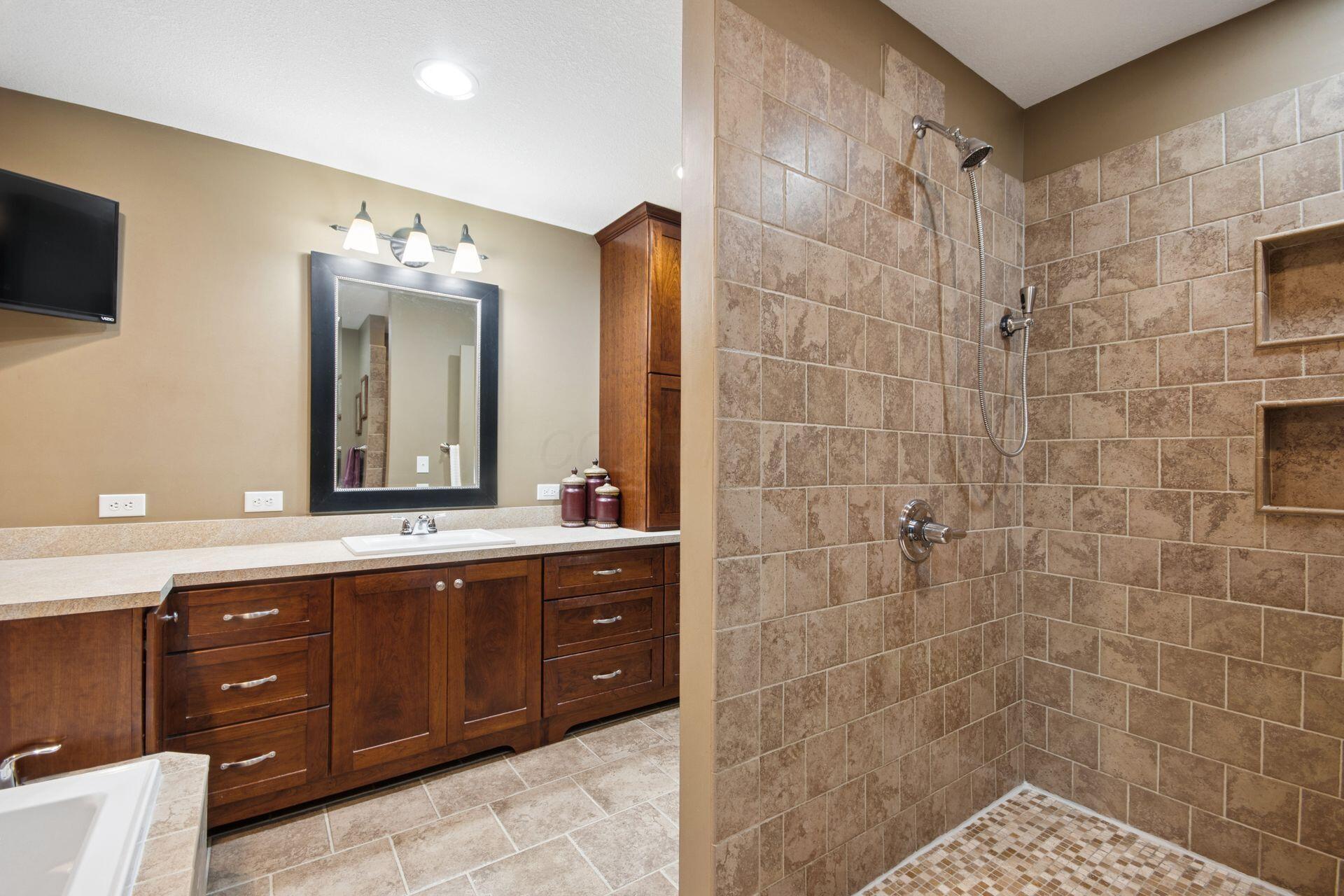 193 Caroline Drive Property Photo 27