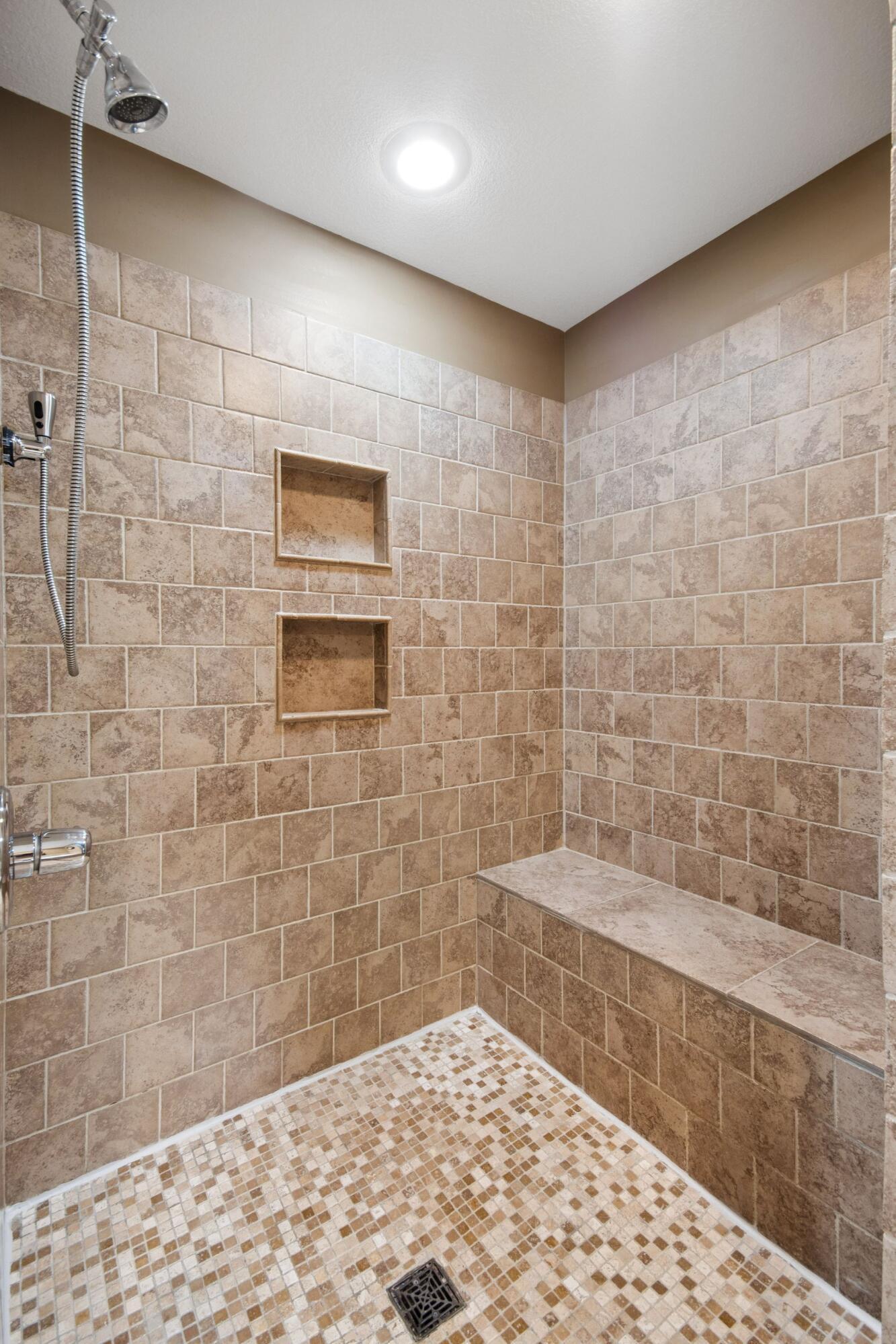 193 Caroline Drive Property Photo 28