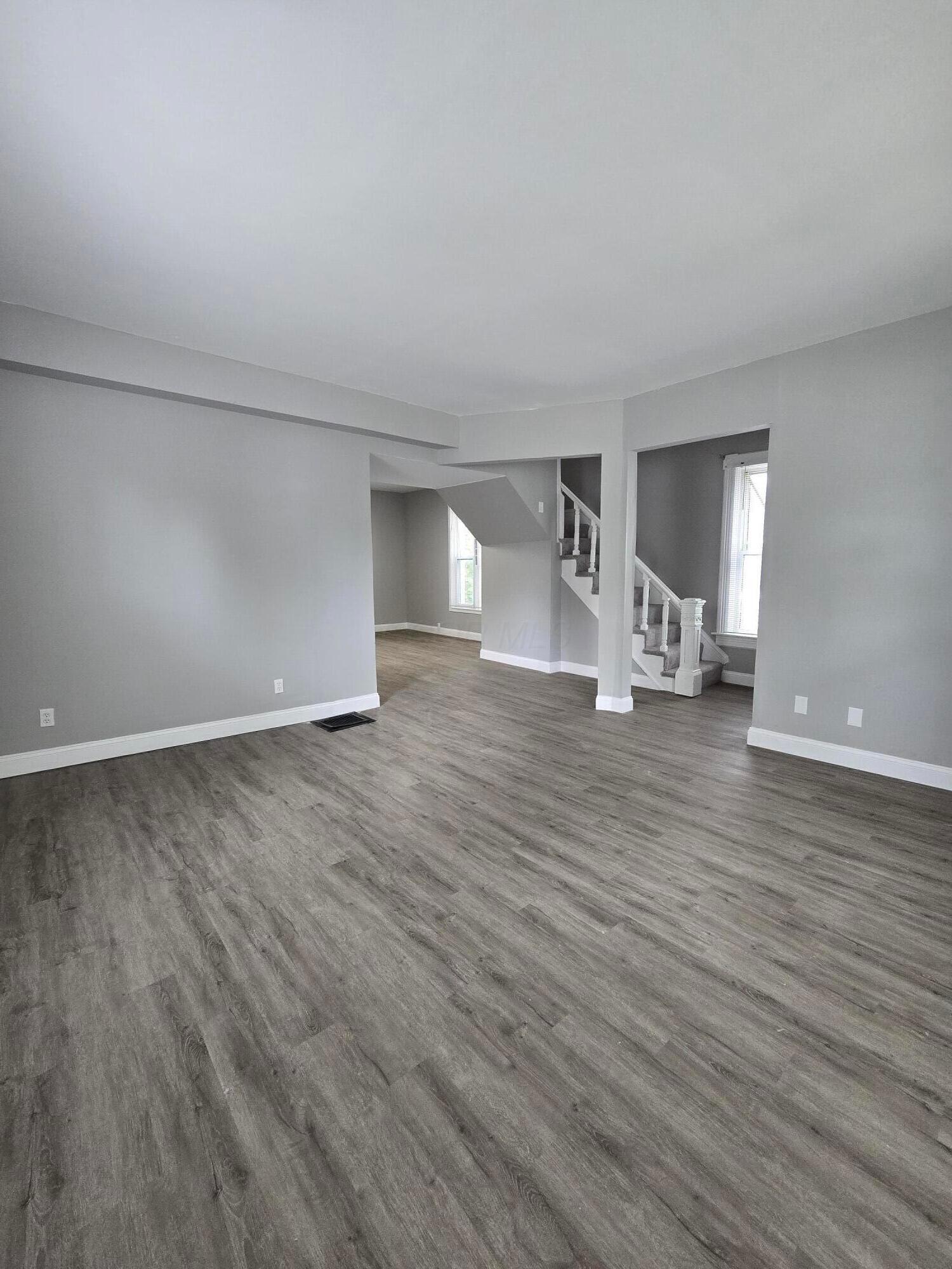 114 Vennum Avenue Property Photo 3