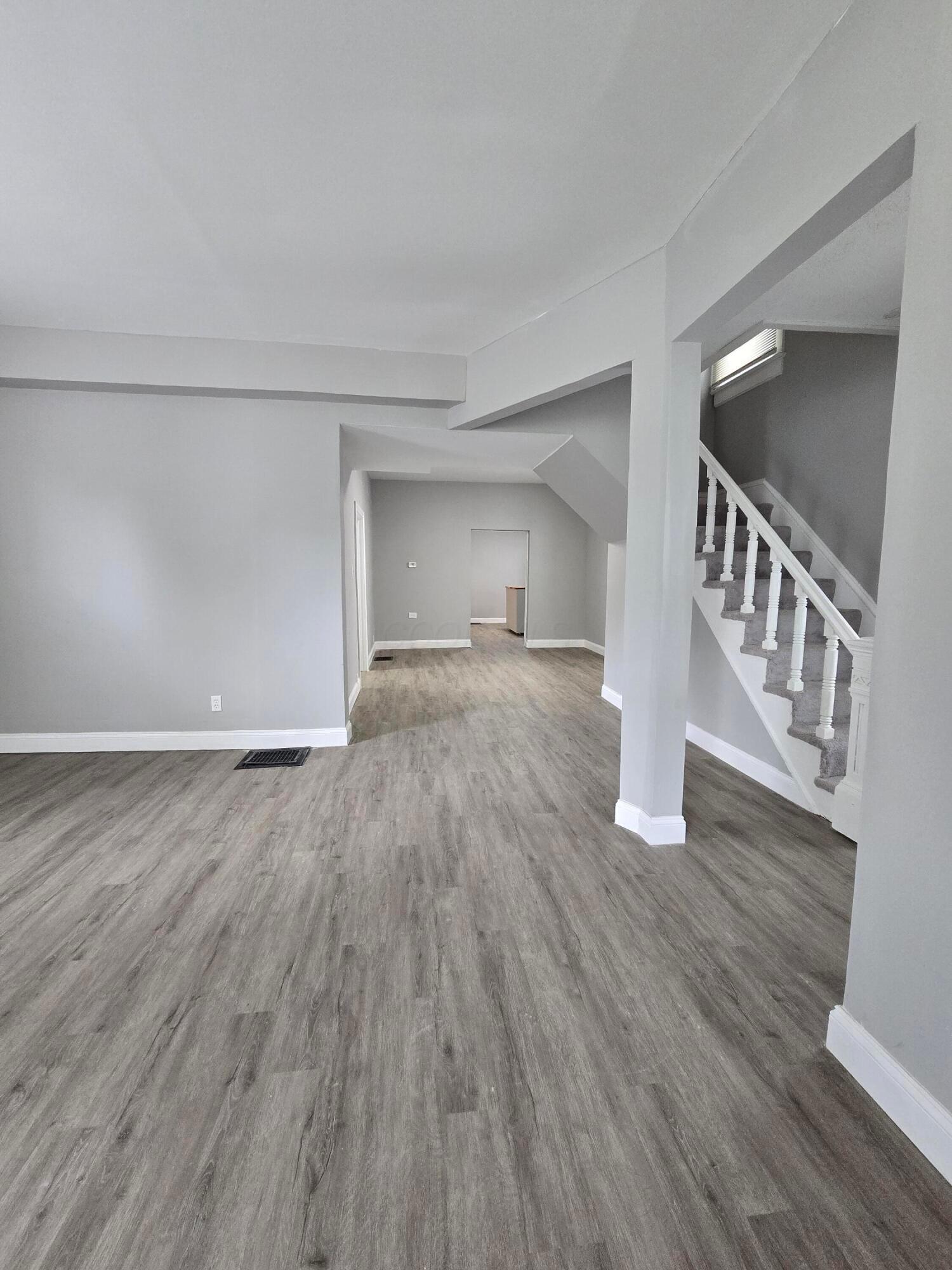 114 Vennum Avenue Property Photo 4