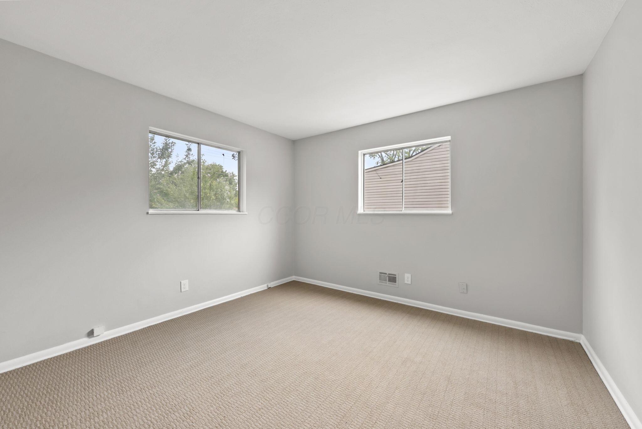 3373 Roswell Drive Property Photo 10