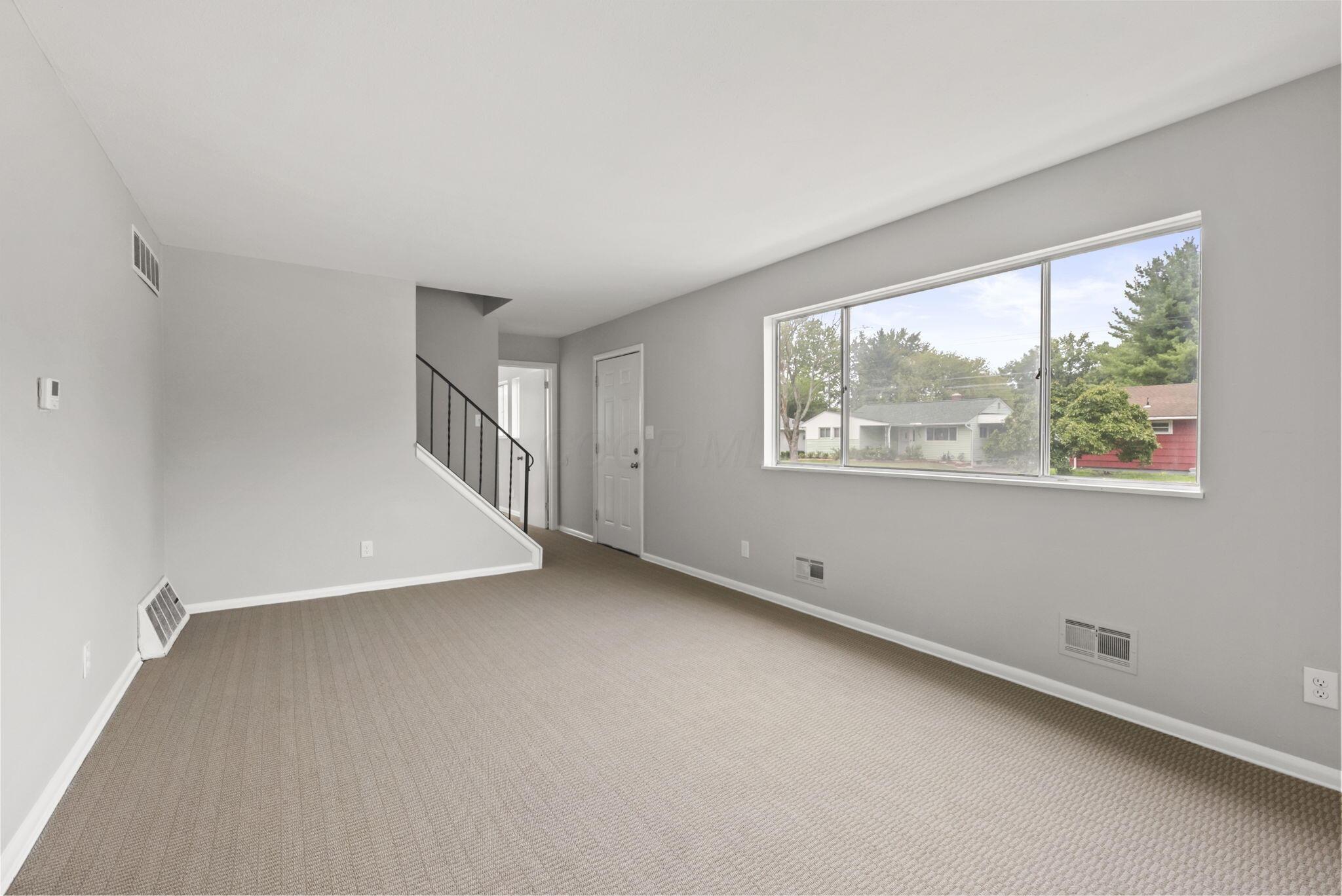 3373 Roswell Drive Property Photo 15