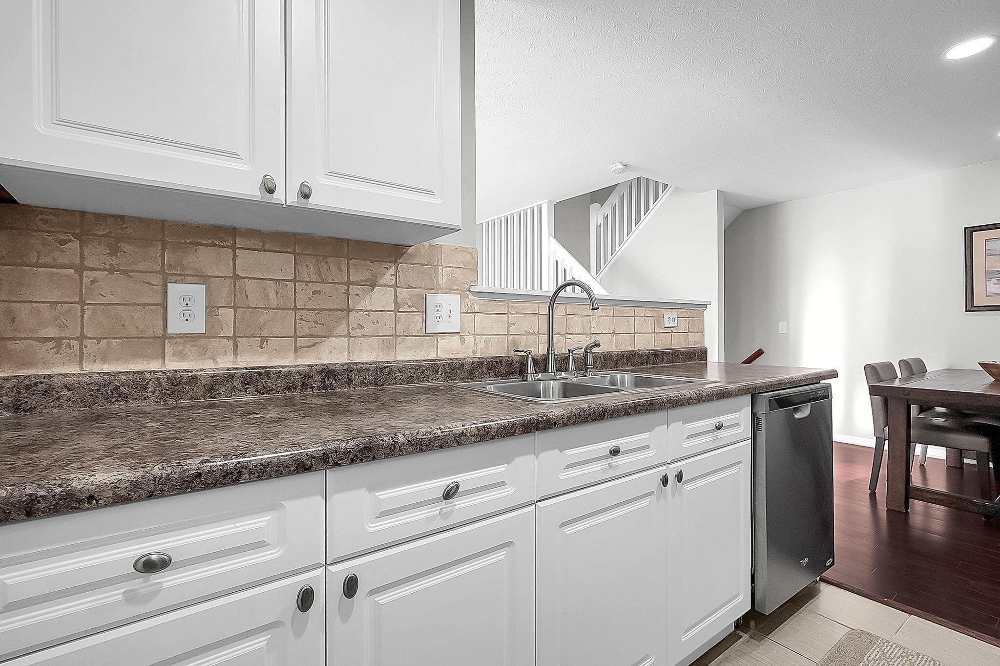 5959 Ferdinand Drive Property Photo 10