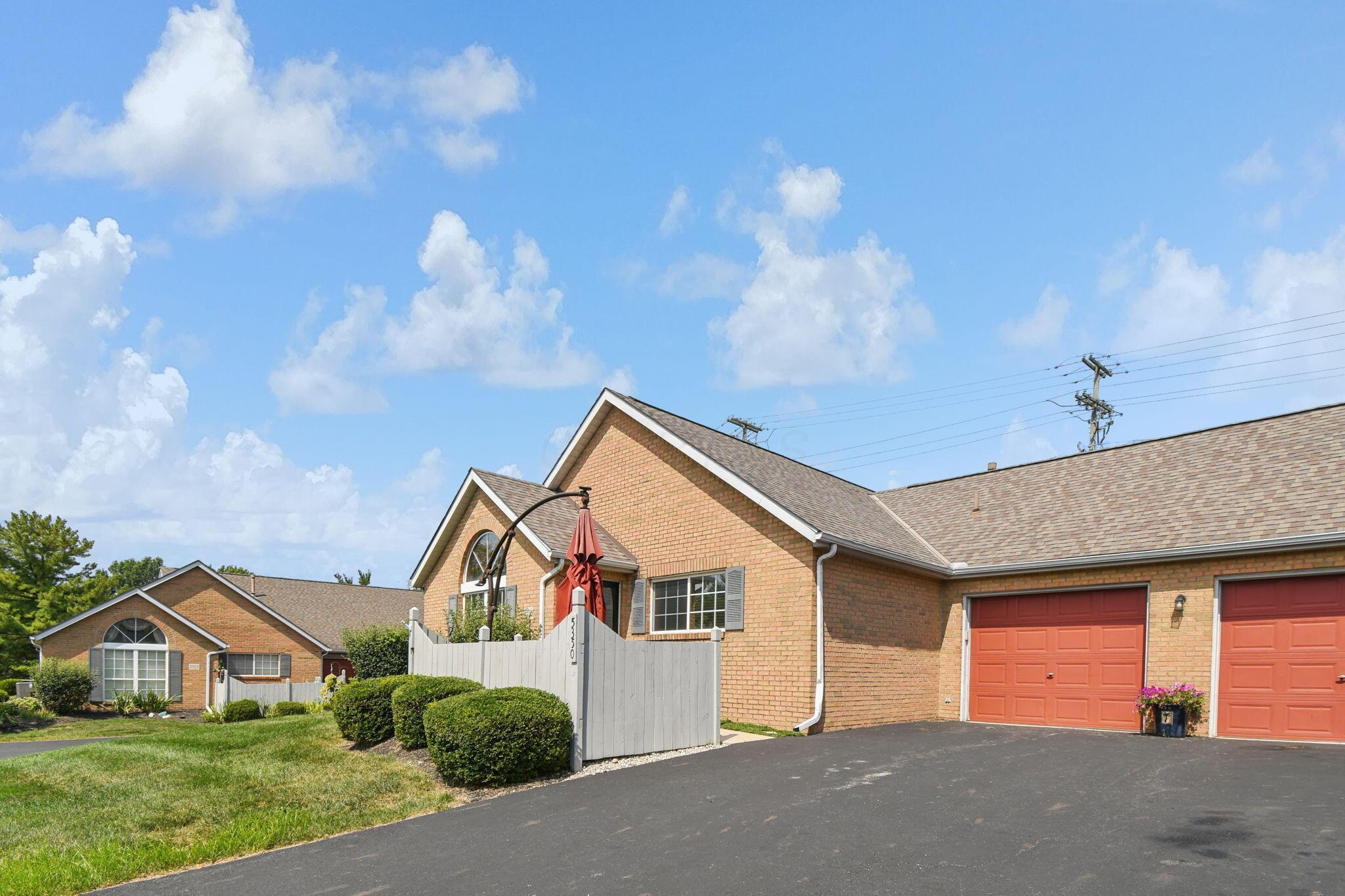 5350 Pond View Drive Property Photo 3