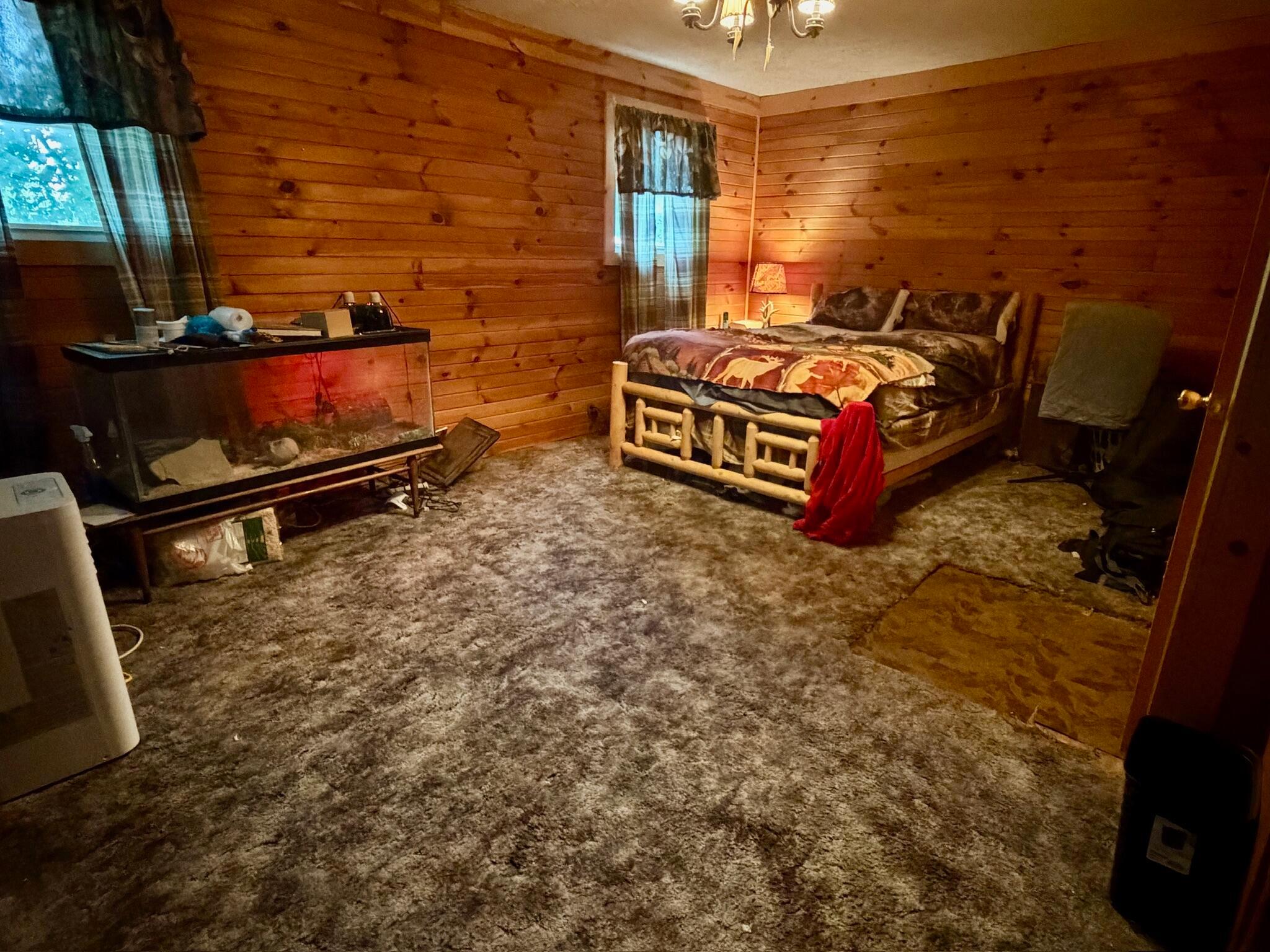 102 Vine Street E Property Photo 24