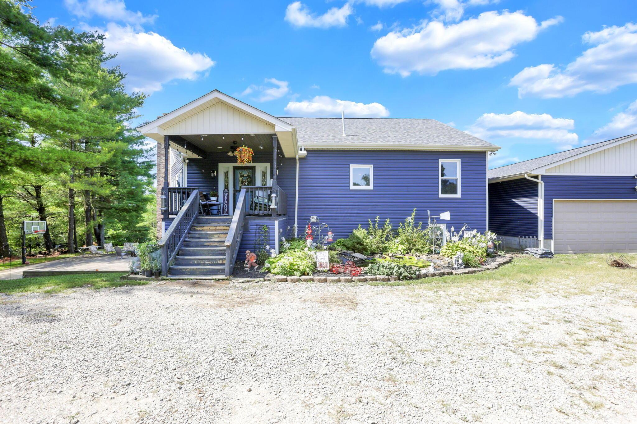 14300 Mount Perry Road Property Photo 4