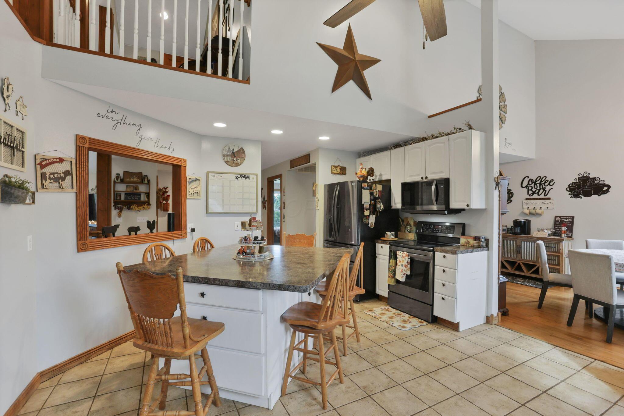 14300 Mount Perry Road Property Photo 23