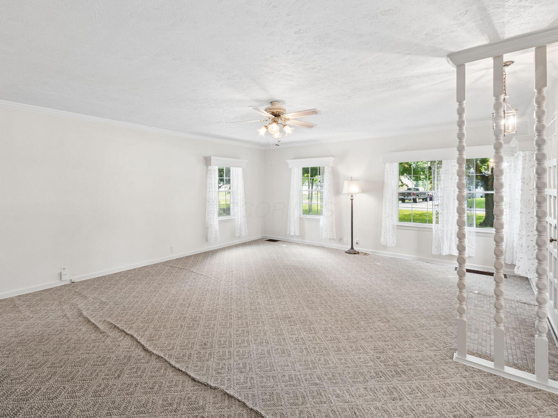 191 E Ottawa Street Property Photo 11