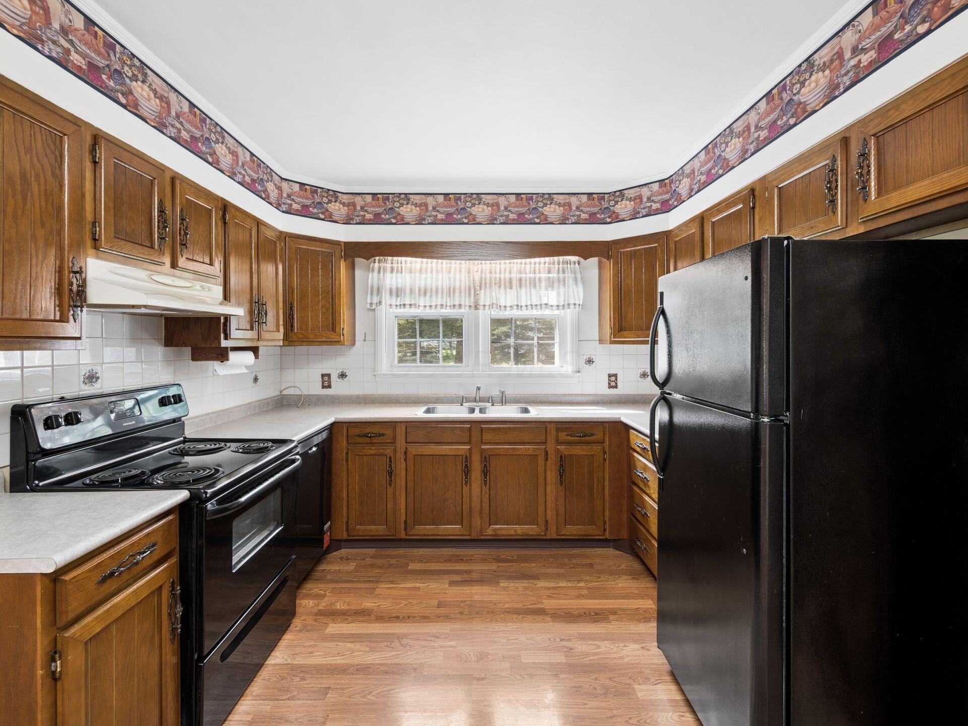 191 E Ottawa Street Property Photo 16