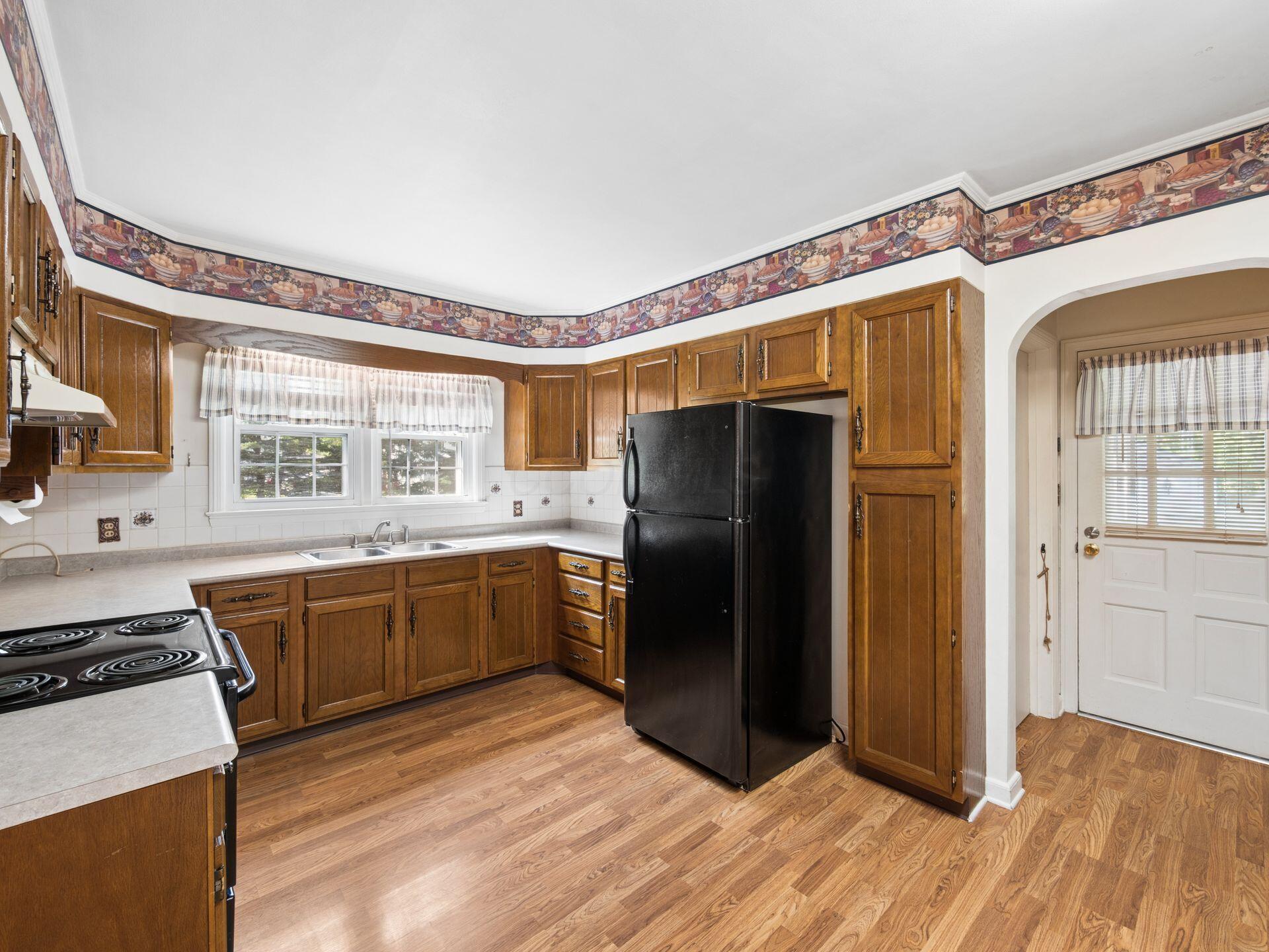 191 E Ottawa Street Property Photo 17