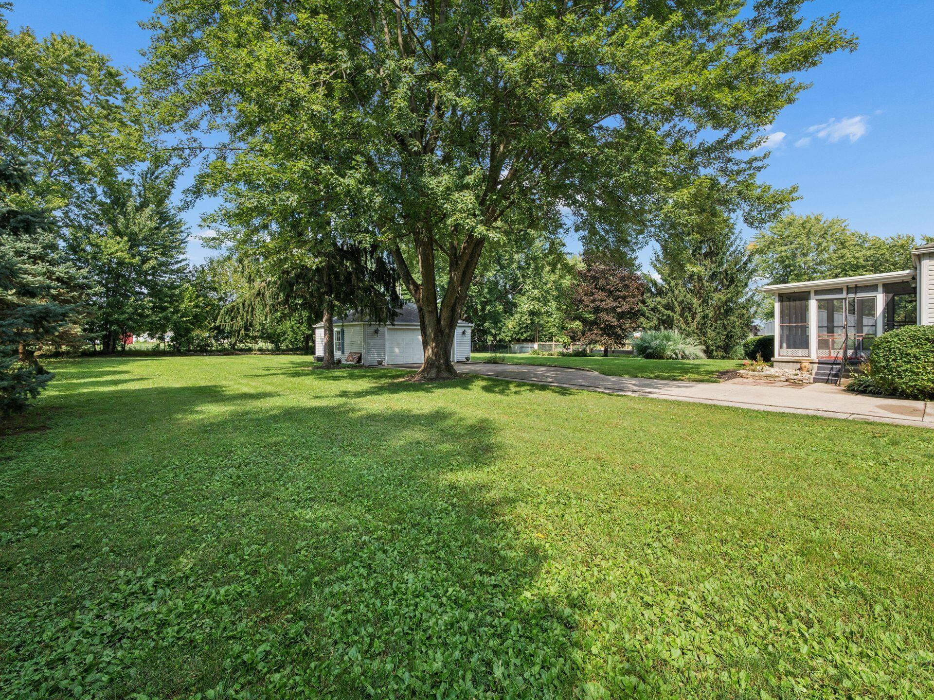191 E Ottawa Street Property Photo 27