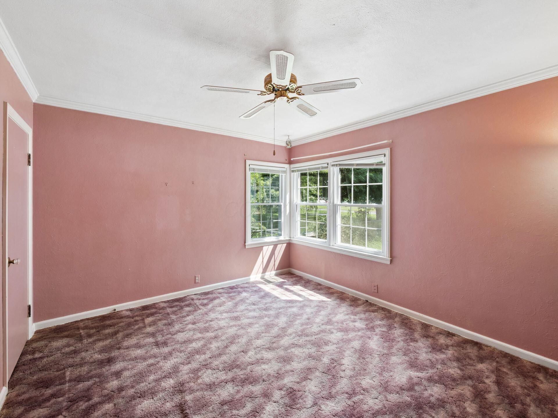 191 E Ottawa Street Property Photo 33