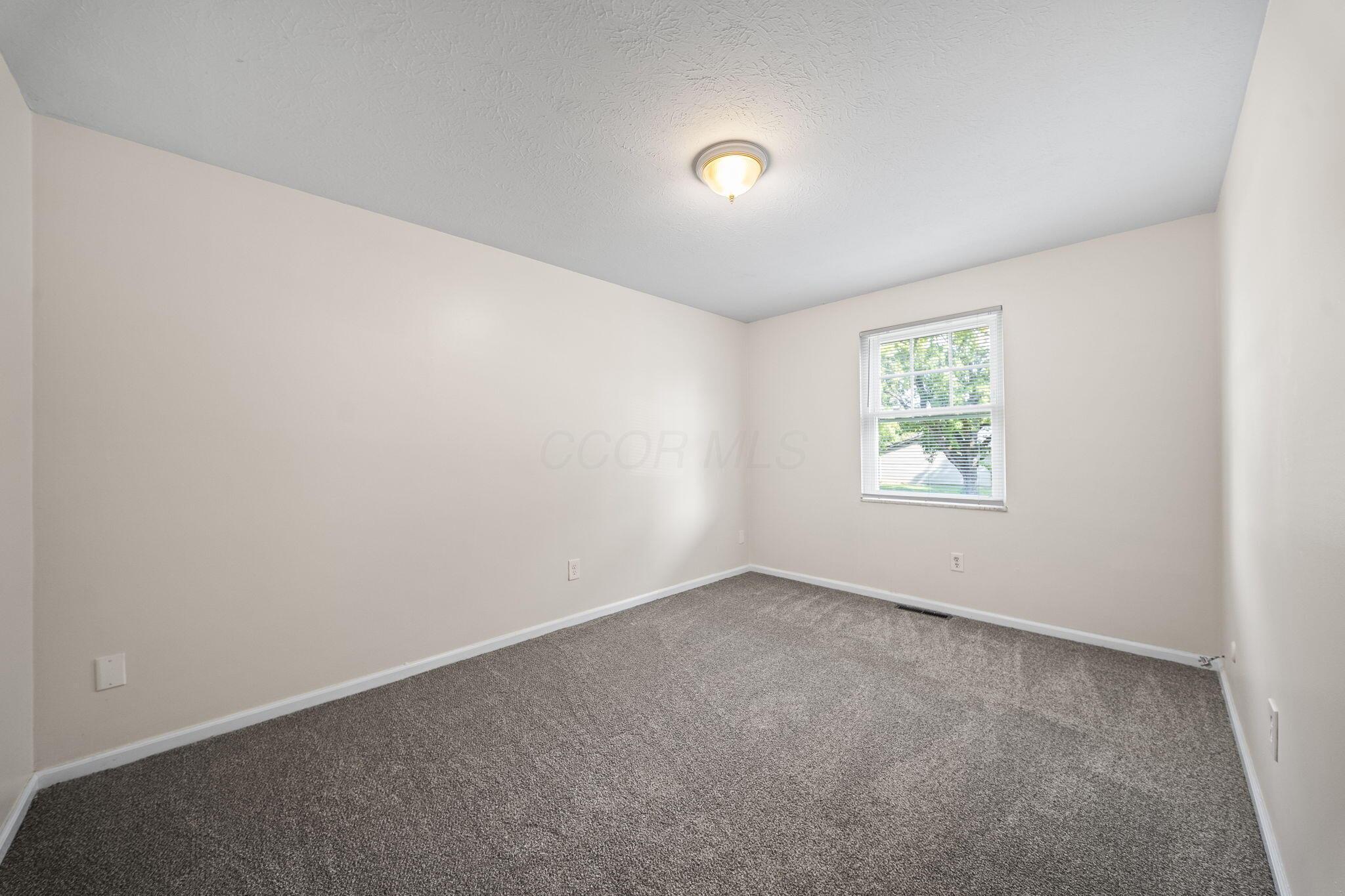 5155 Lindora Drive Property Photo 17
