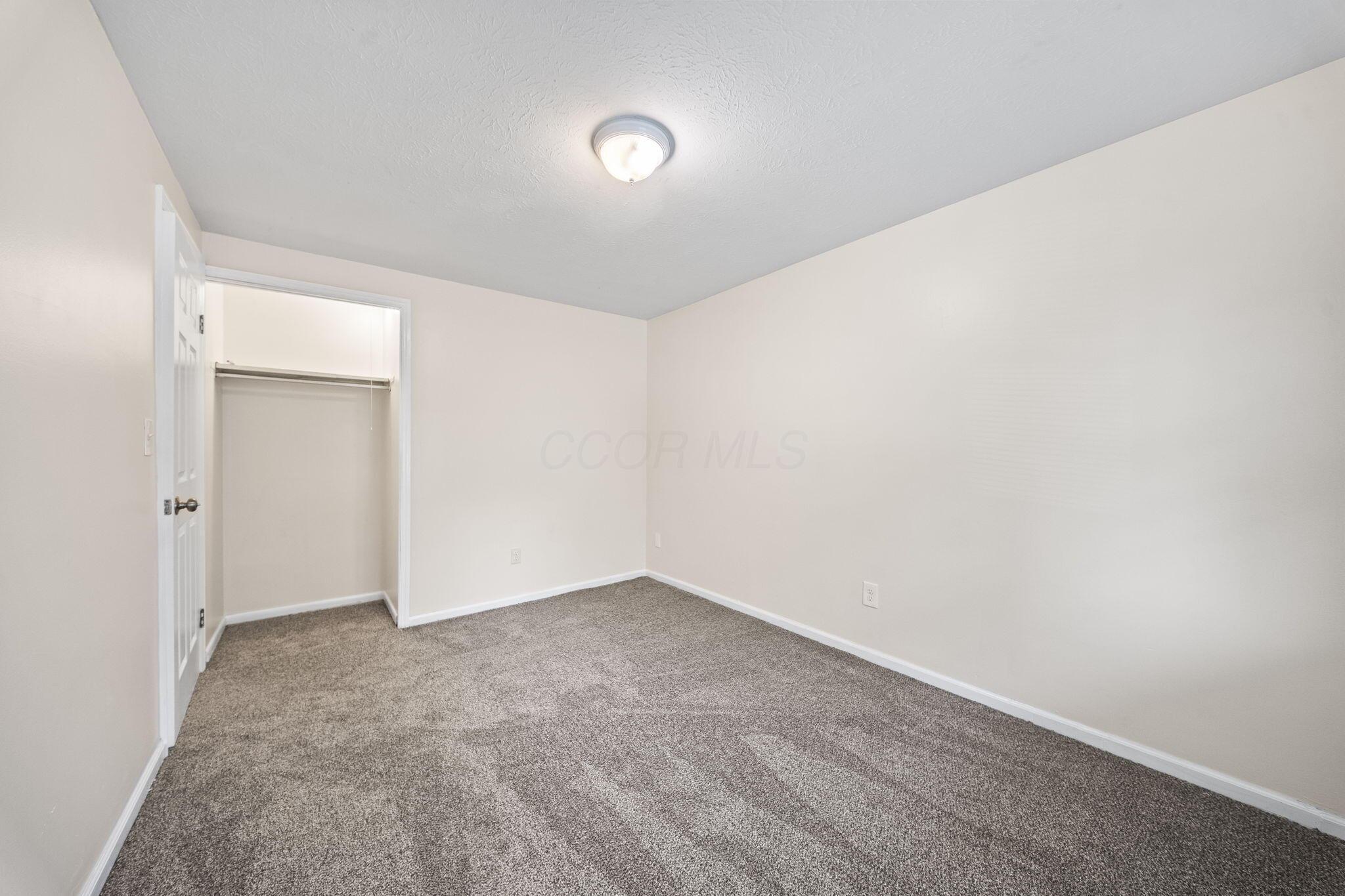 5155 Lindora Drive Property Photo 19