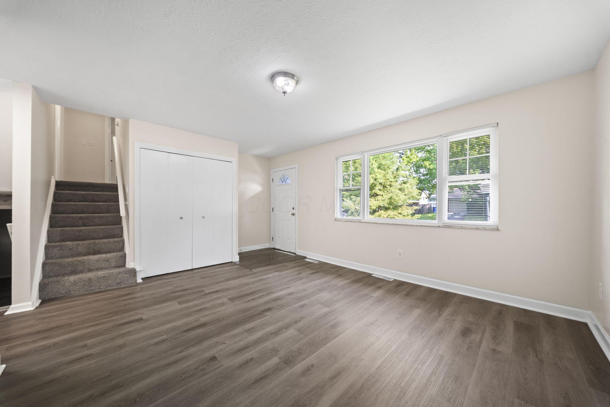 5155 Lindora Drive Property Photo 21