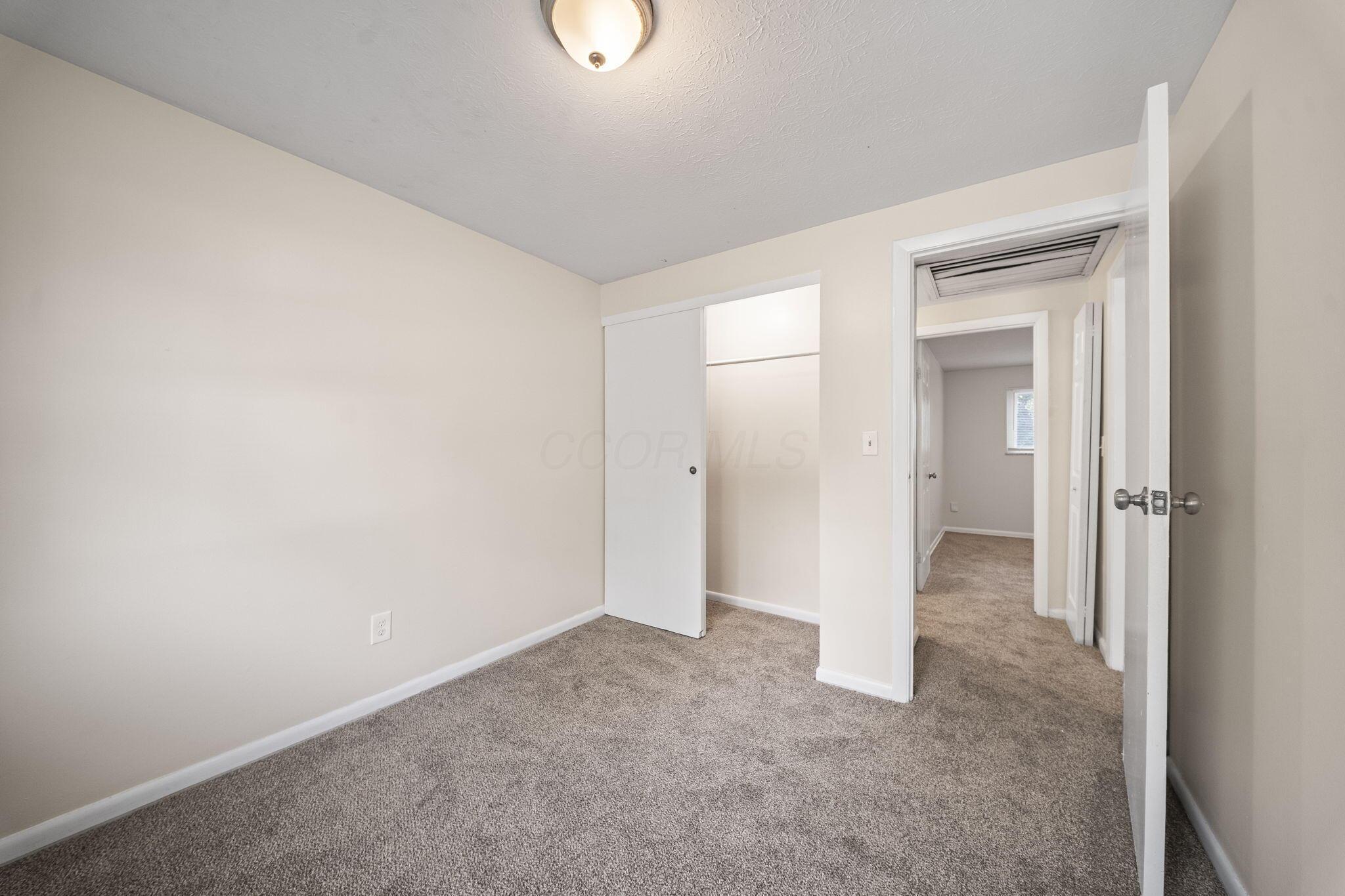 5155 Lindora Drive Property Photo 25