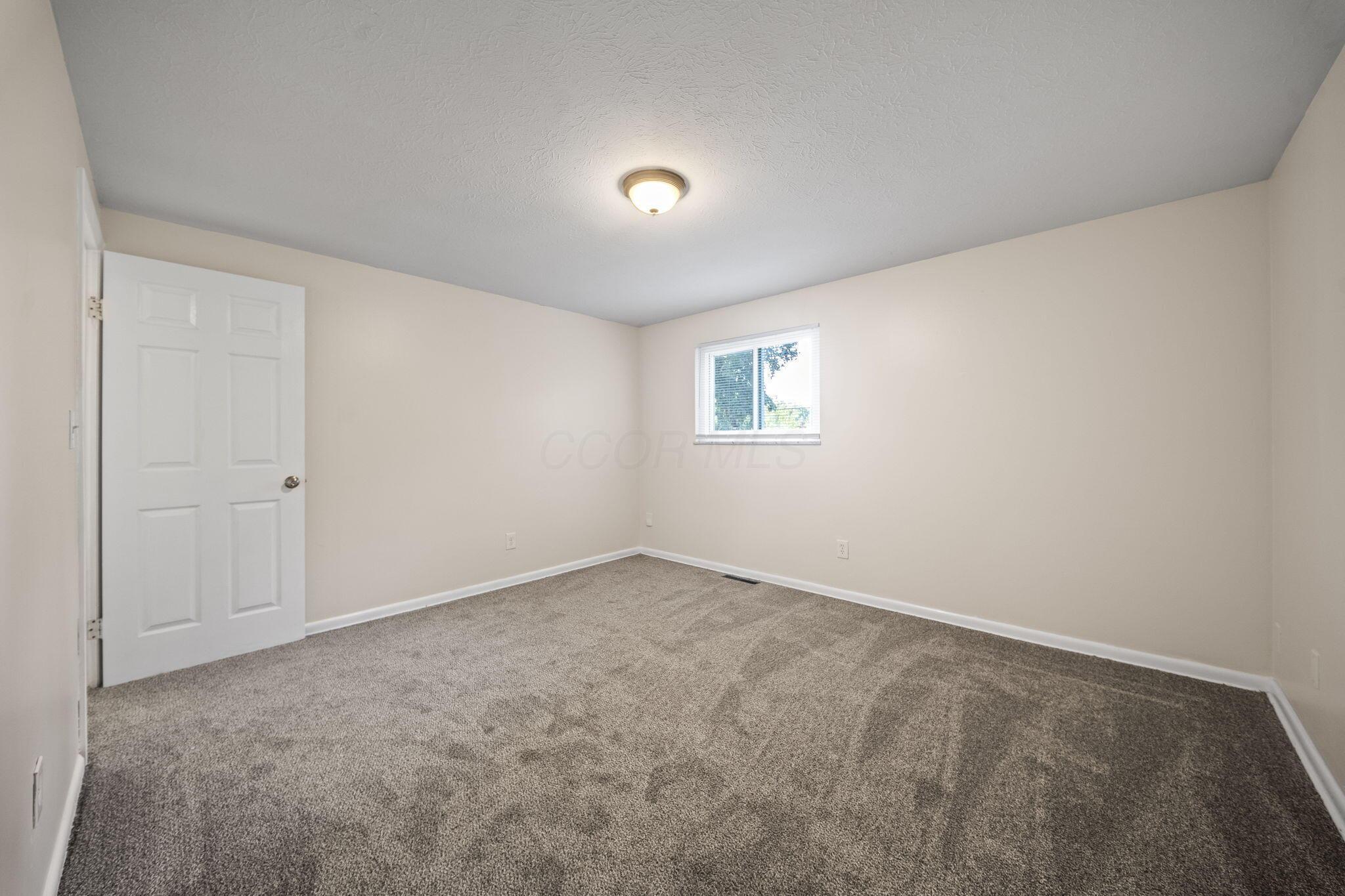 5155 Lindora Drive Property Photo 26
