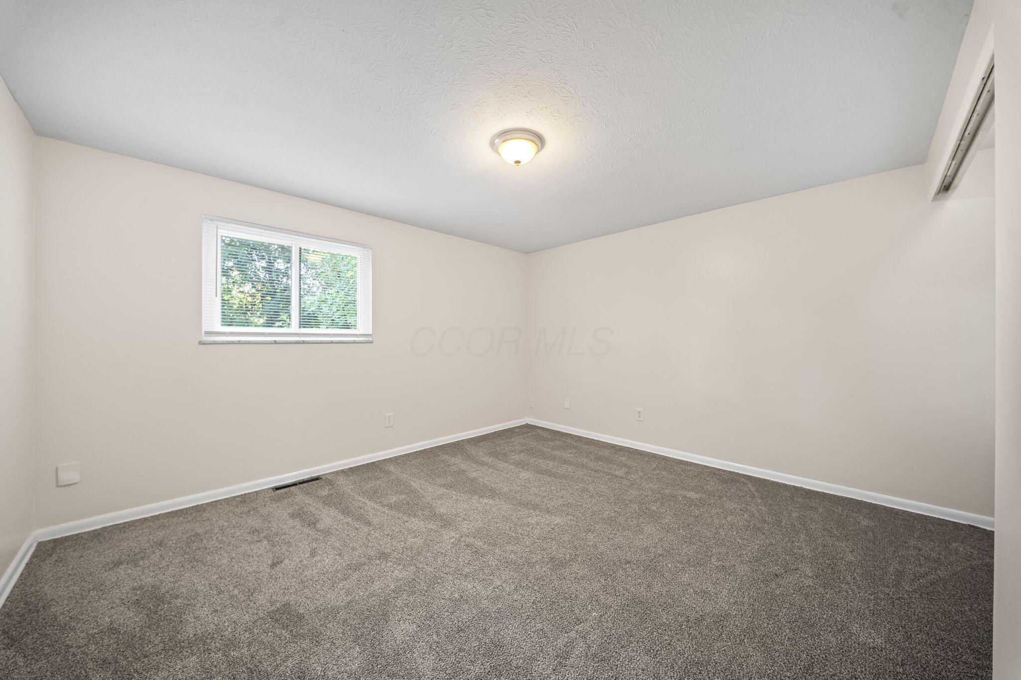 5155 Lindora Drive Property Photo 29