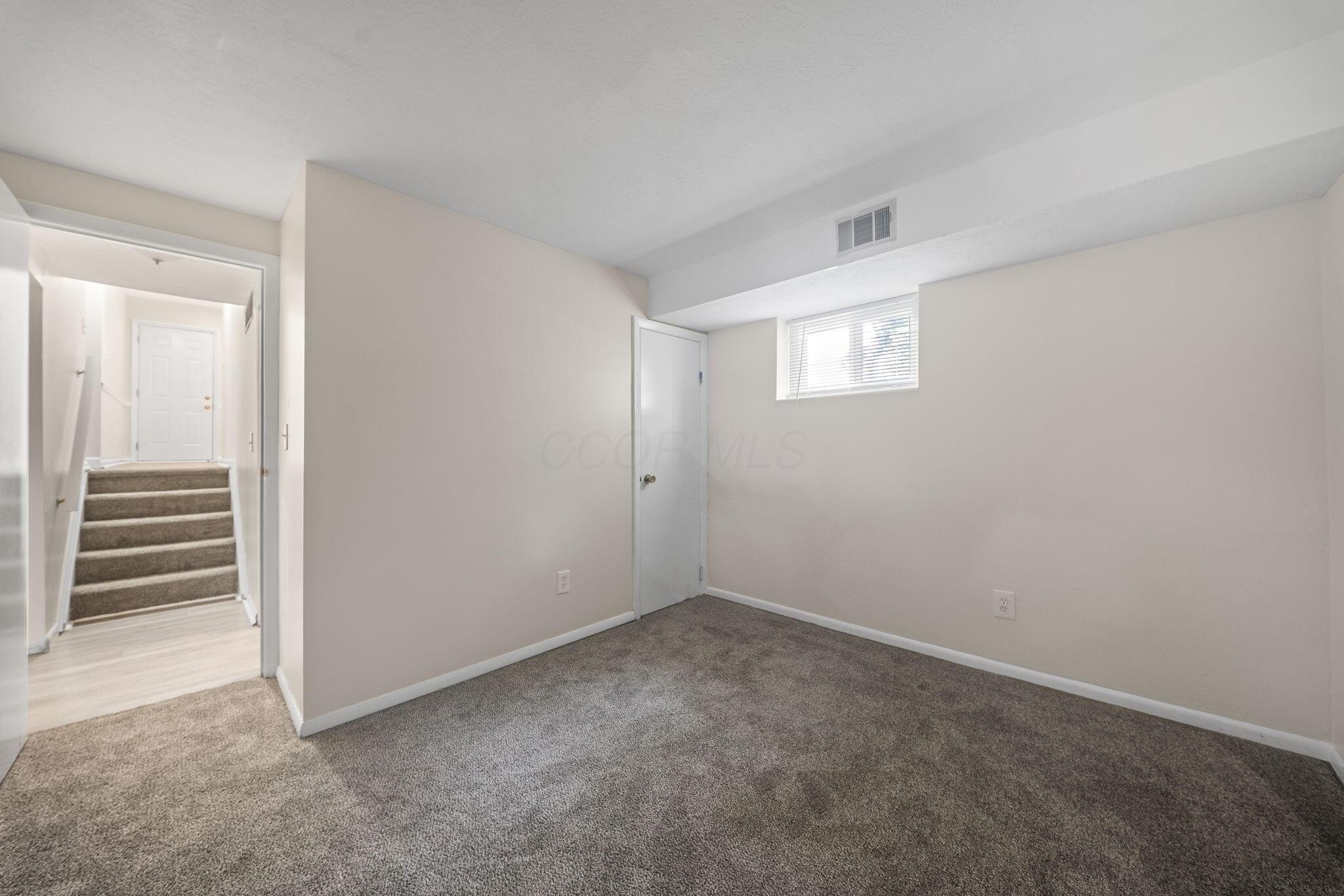 5155 Lindora Drive Property Photo 33