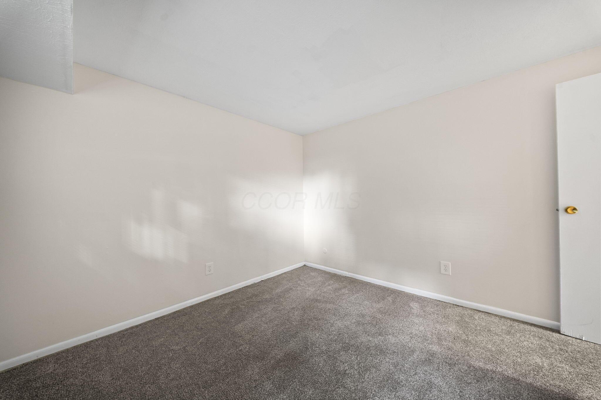 5155 Lindora Drive Property Photo 35