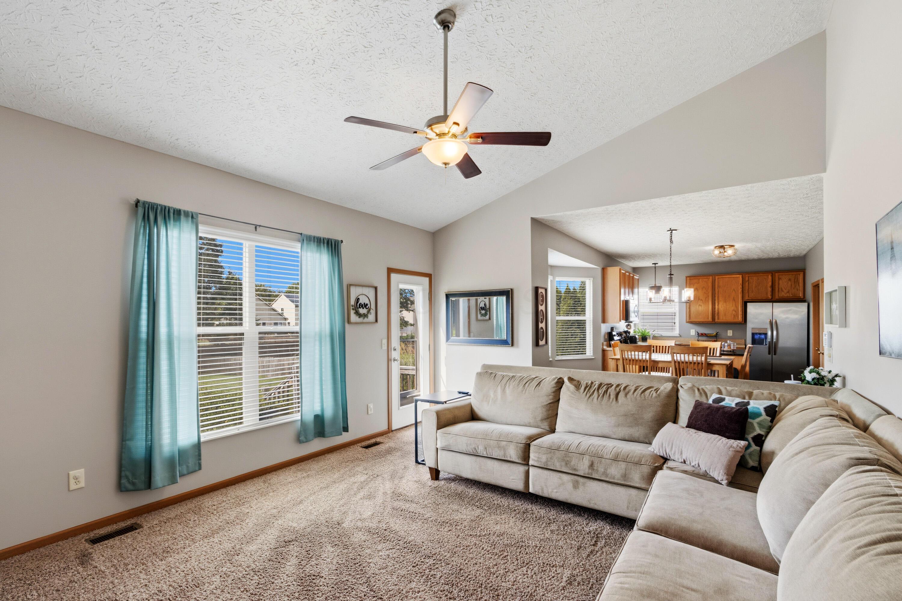 7901 Blacklick View Drive Property Photo 9