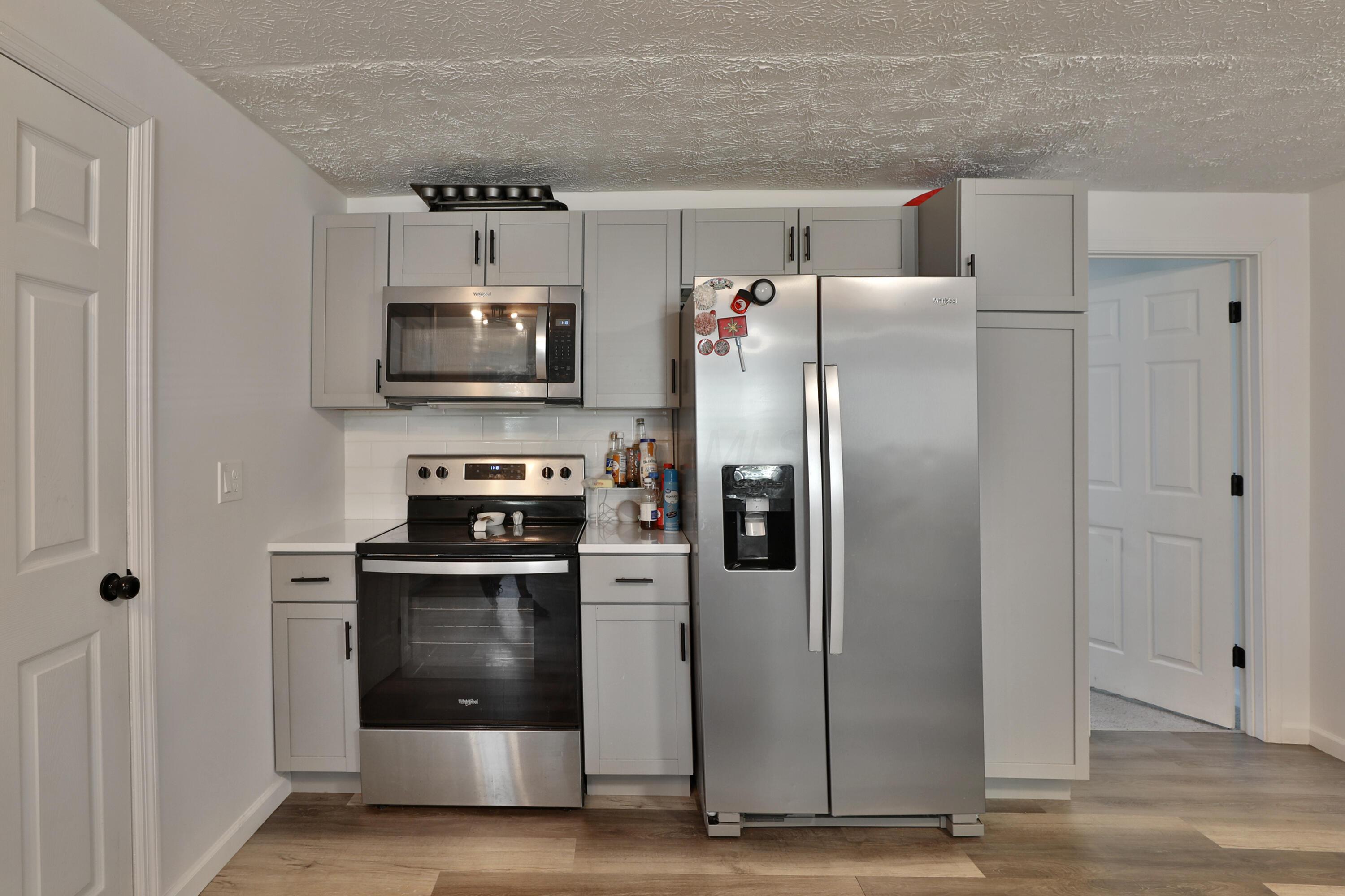 2302 Tempest Drive Property Photo 12