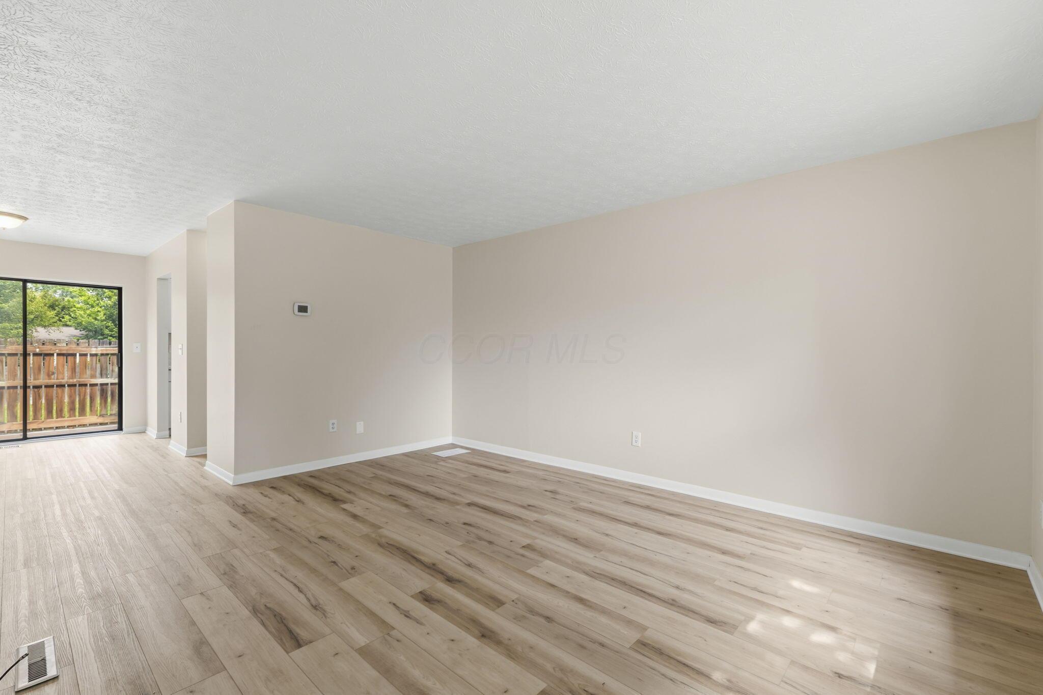 540 Willis Lane Property Photo 4