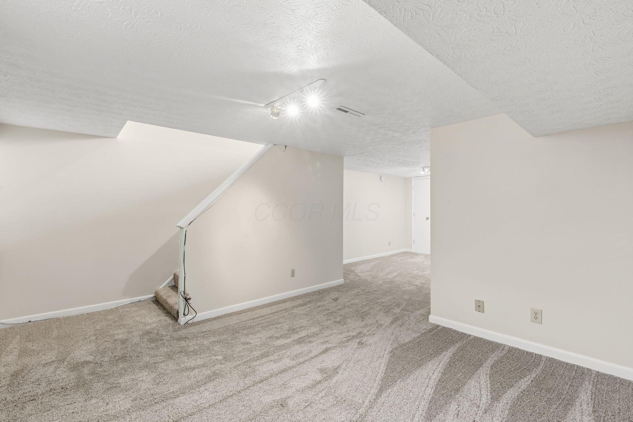 540 Willis Lane Property Photo 31