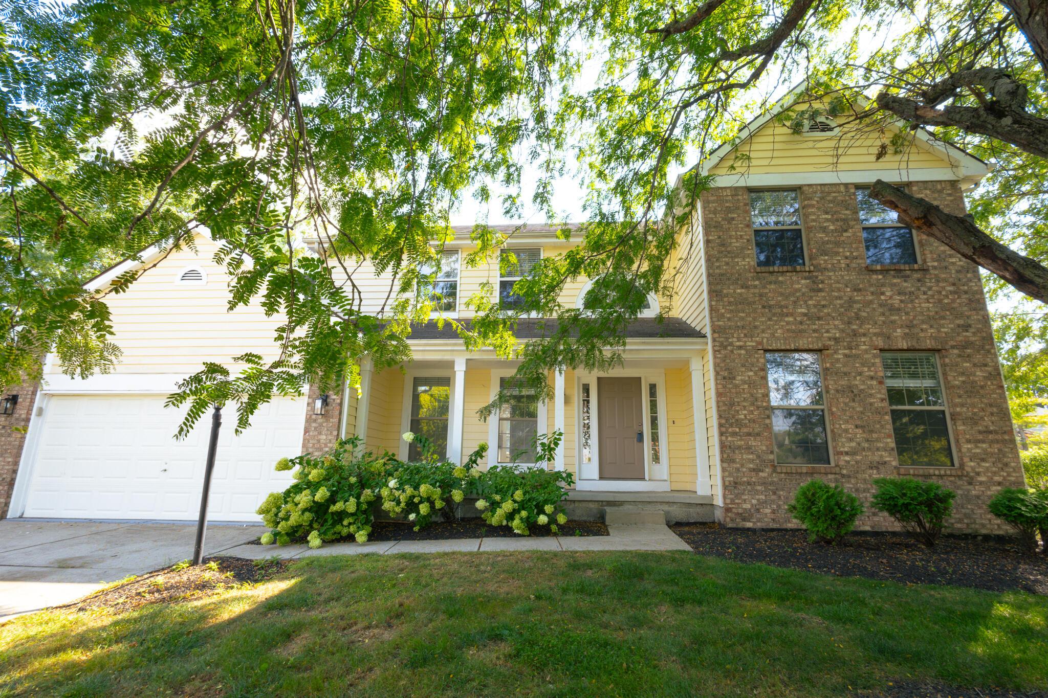 4581 Huntwicke Drive Property Photo 1