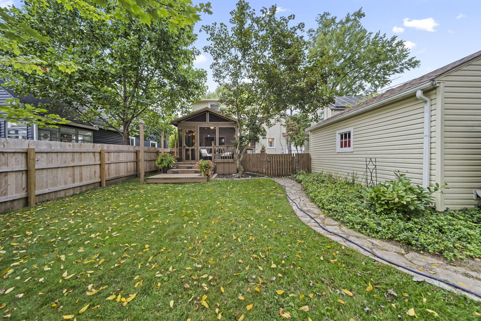 249 W Schreyer Place Property Photo 56