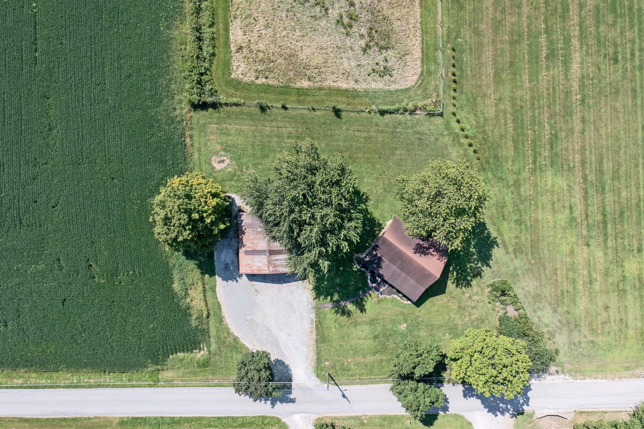 1973 Ford Road Property Photo 6