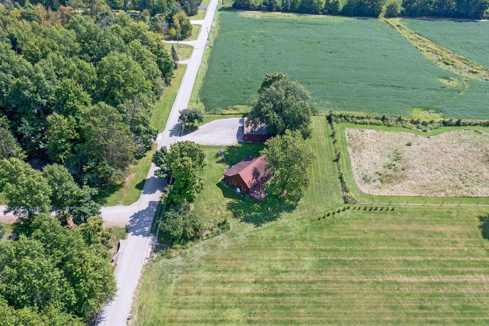 1973 Ford Road Property Photo 7