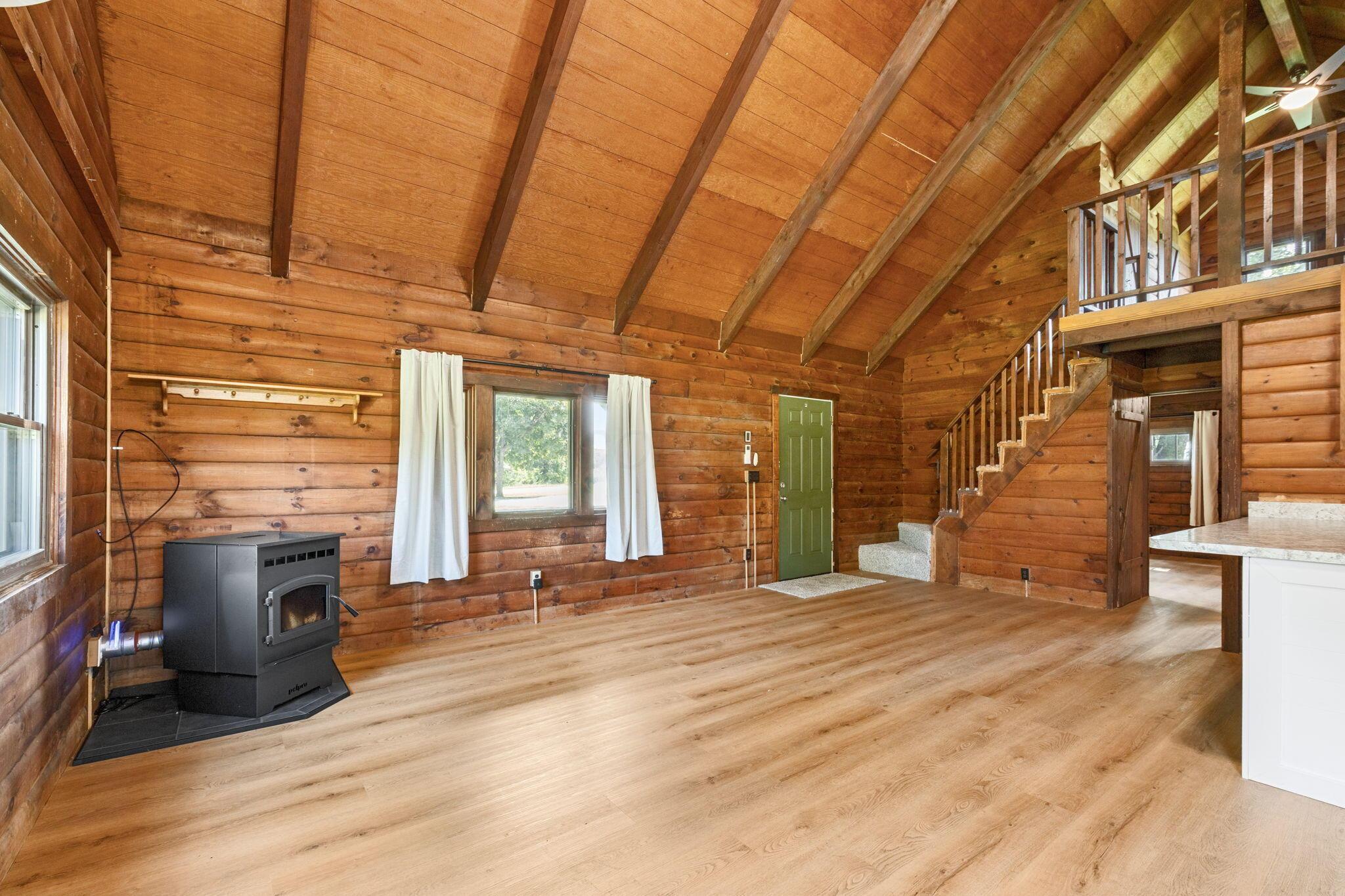 1973 Ford Road Property Photo 27
