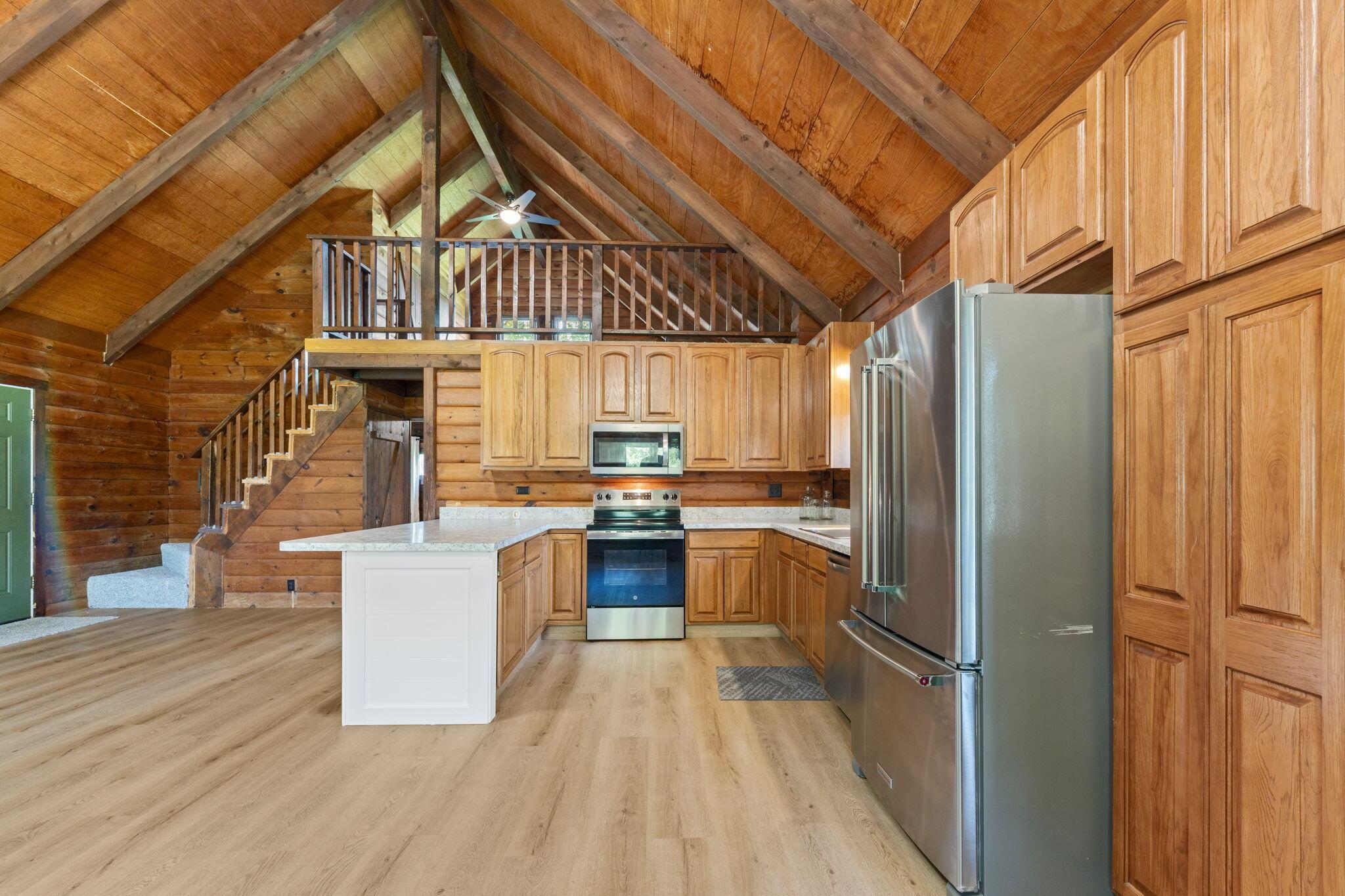 1973 Ford Road Property Photo 30