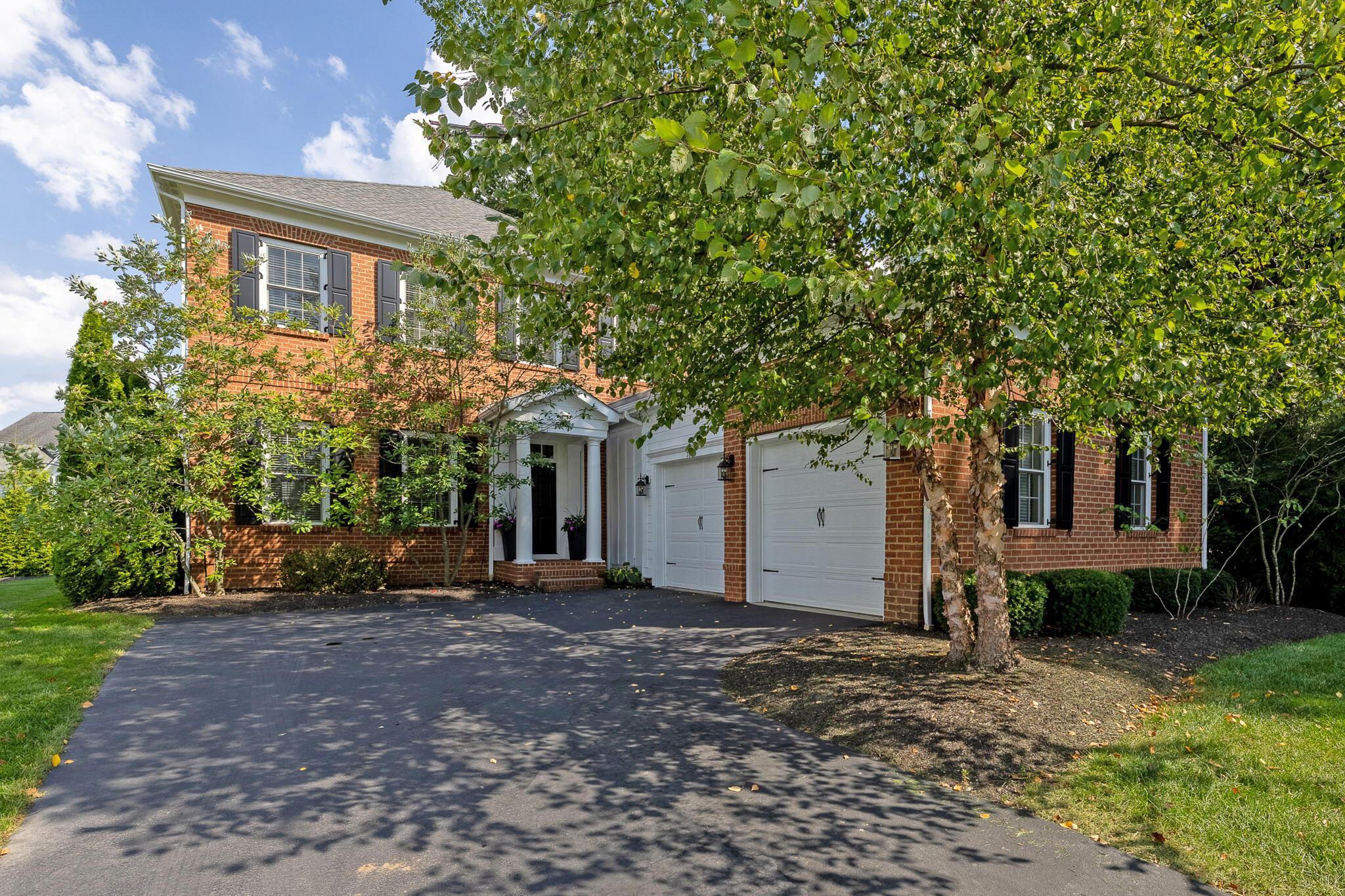 7800 Straits Lane Property Photo 1