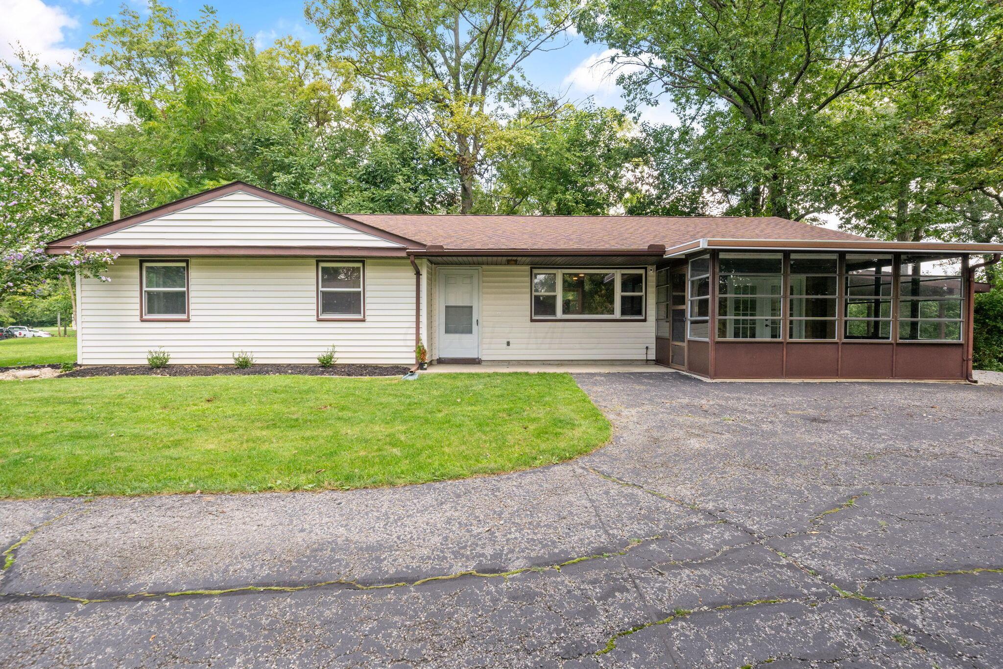 2255 Cherokee Drive Property Photo 1